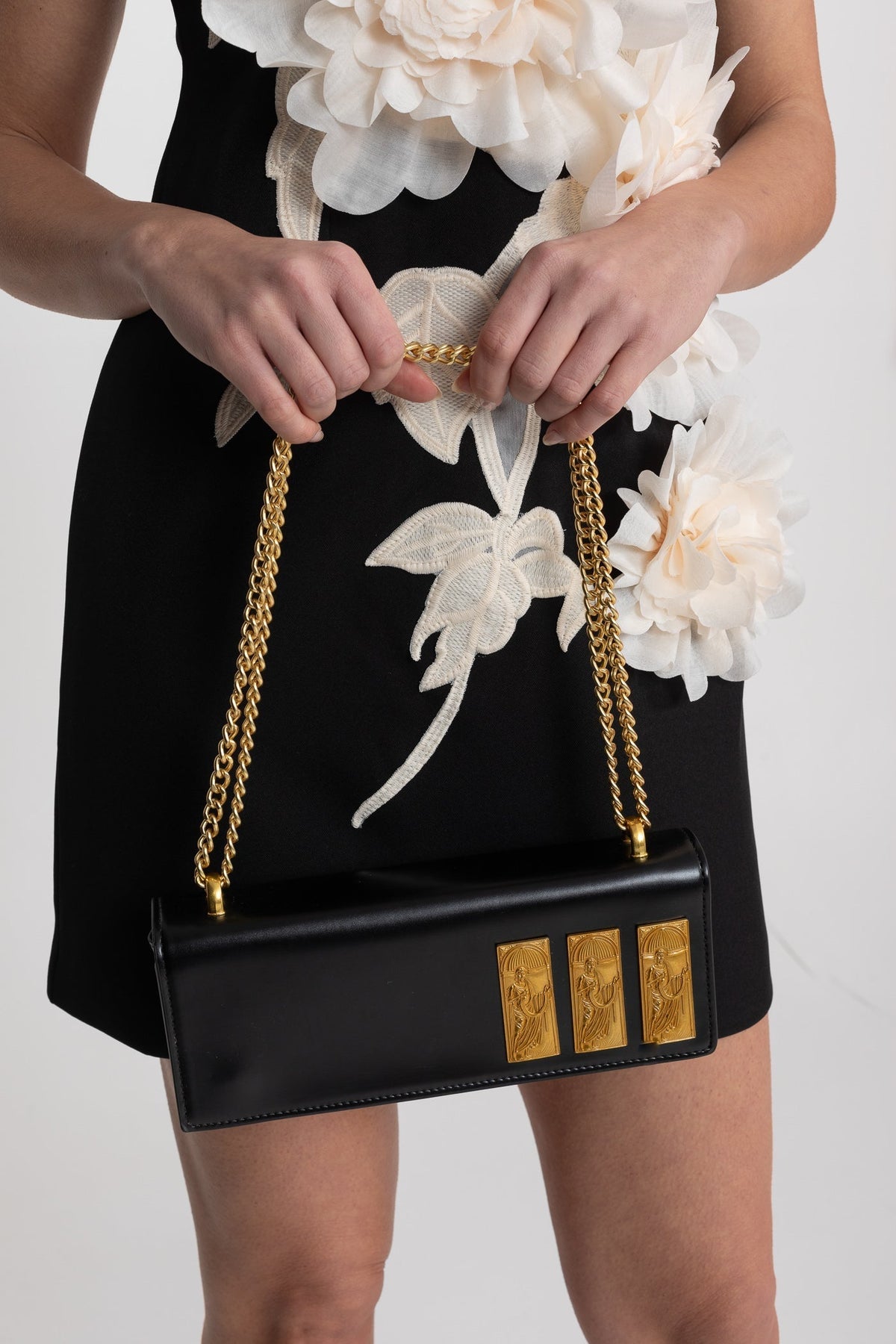 Shoulder bags