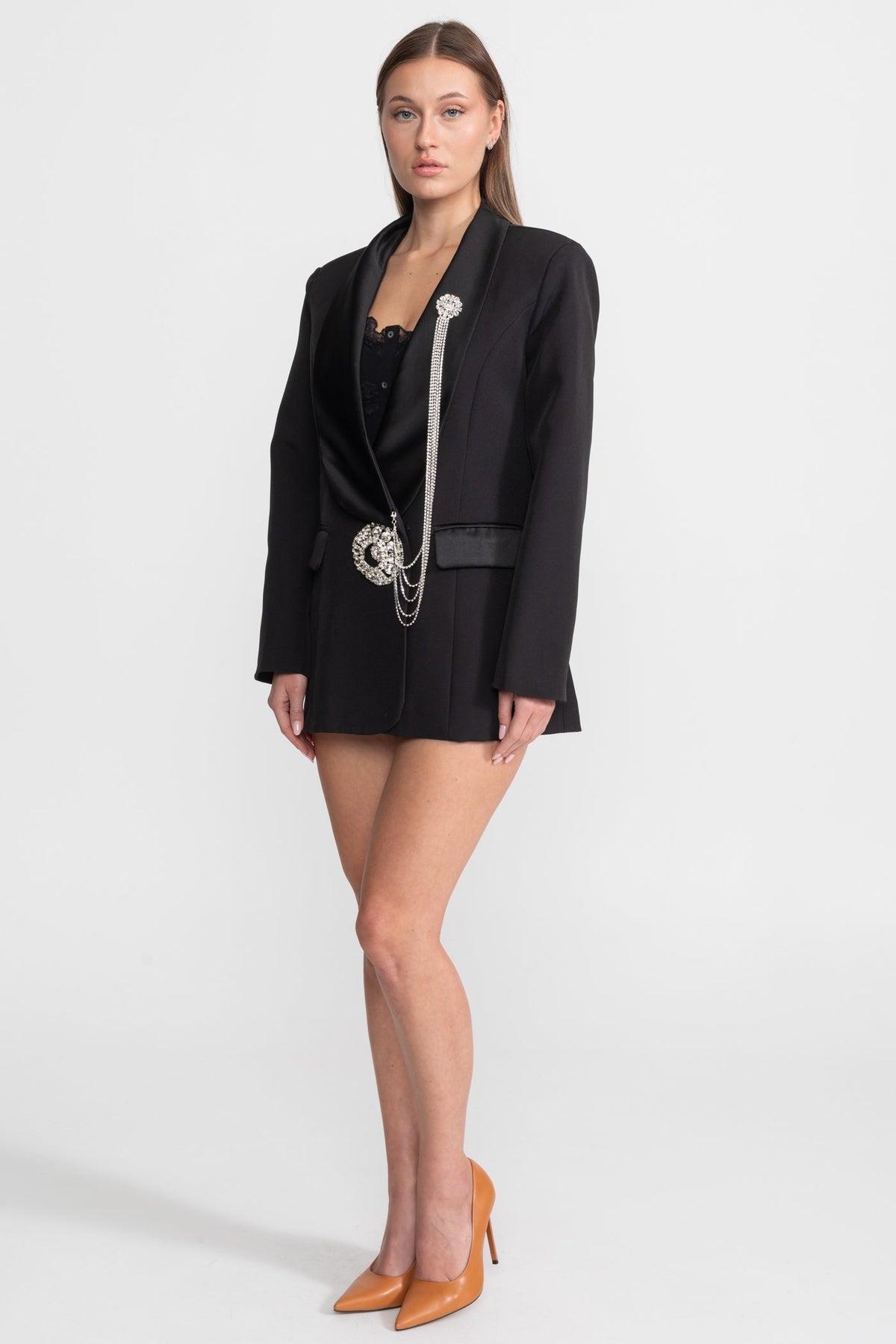 Crystal Brooch Blazer With Shawl Lapels – Black