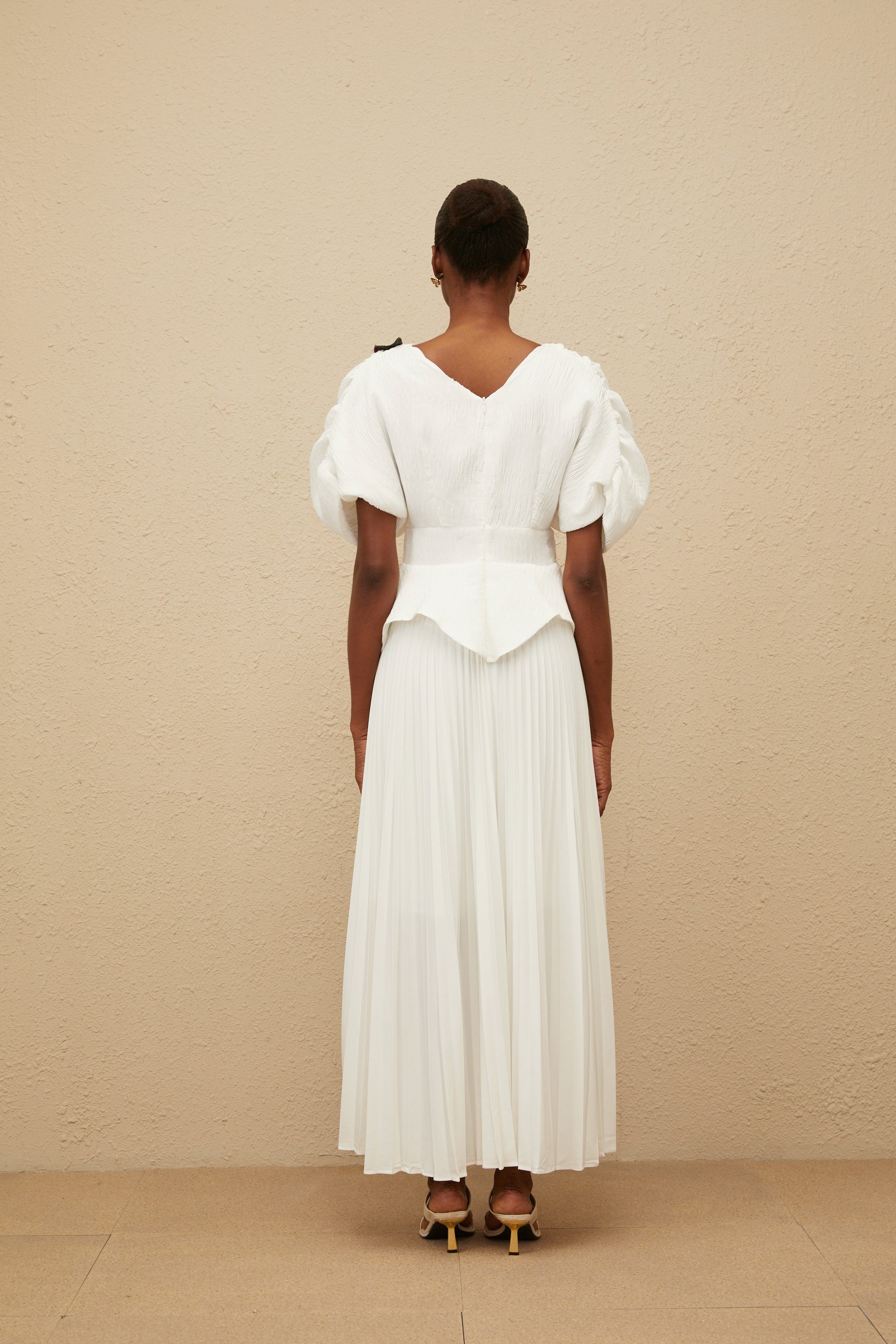 Pétale White Rose Appliqué Maxi Dress