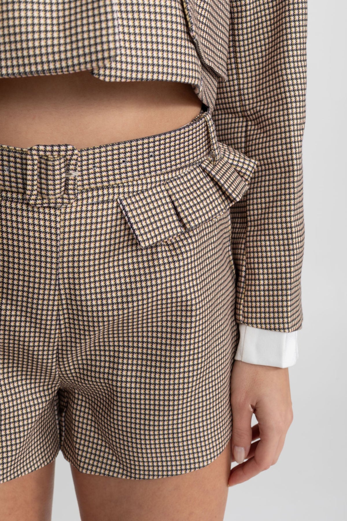 Checked Tailored Co-Ord Set with Statement Bow Detail – Beige