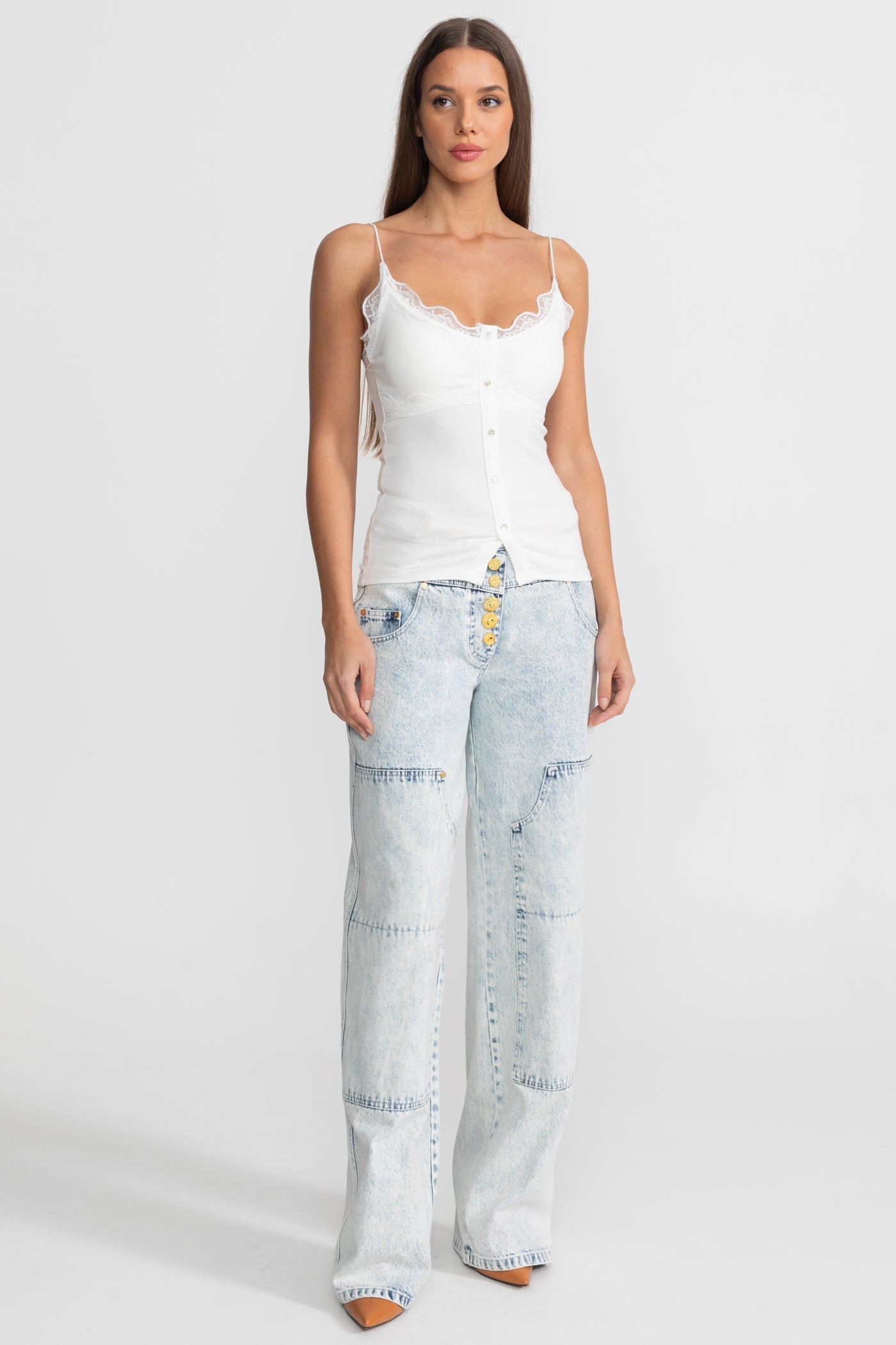High-Waisted Wide-Leg Jeans with Gold Buttons - Light Blue