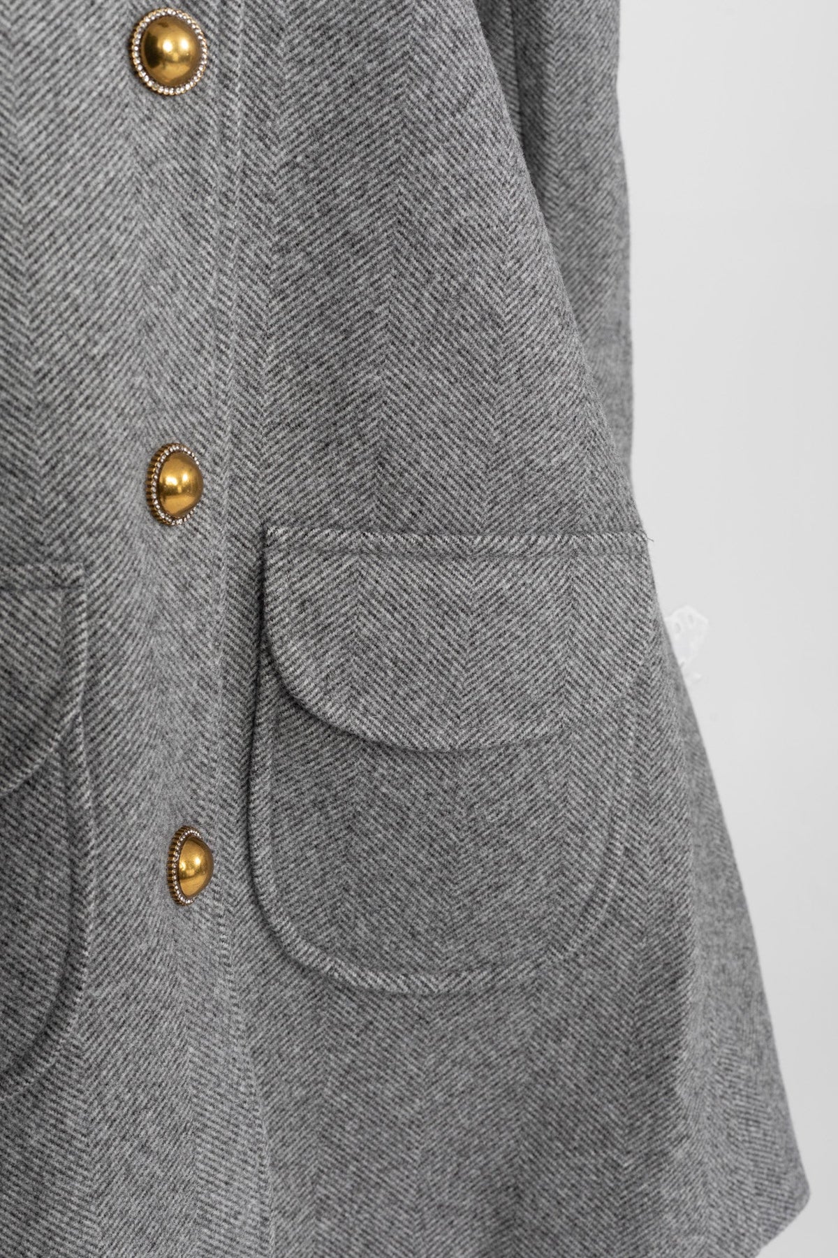 Mini Coat with Pearl-Embellished Lace Collar – Grey