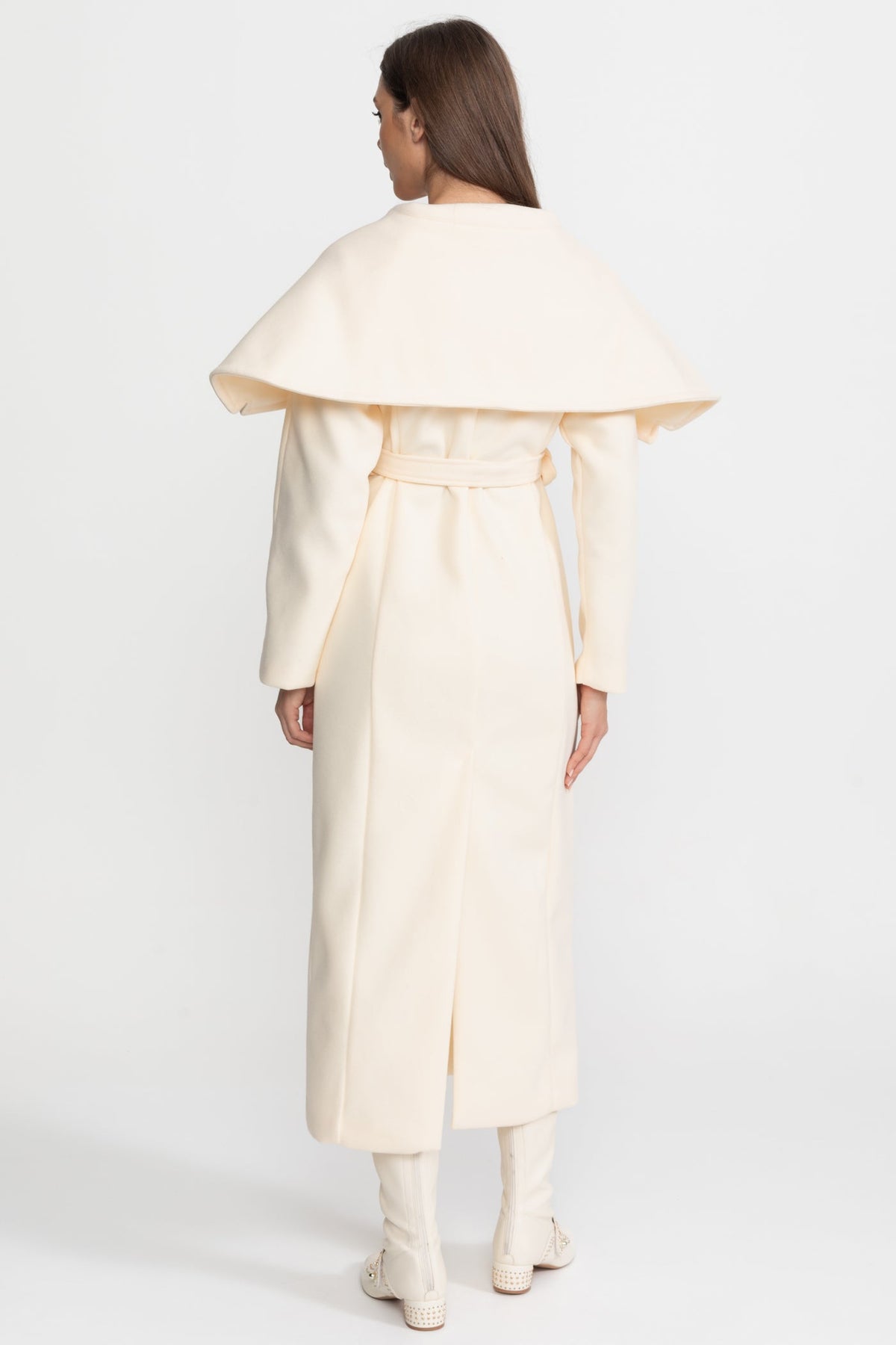 Long Blend Coat with Cape Collar – Ivoire