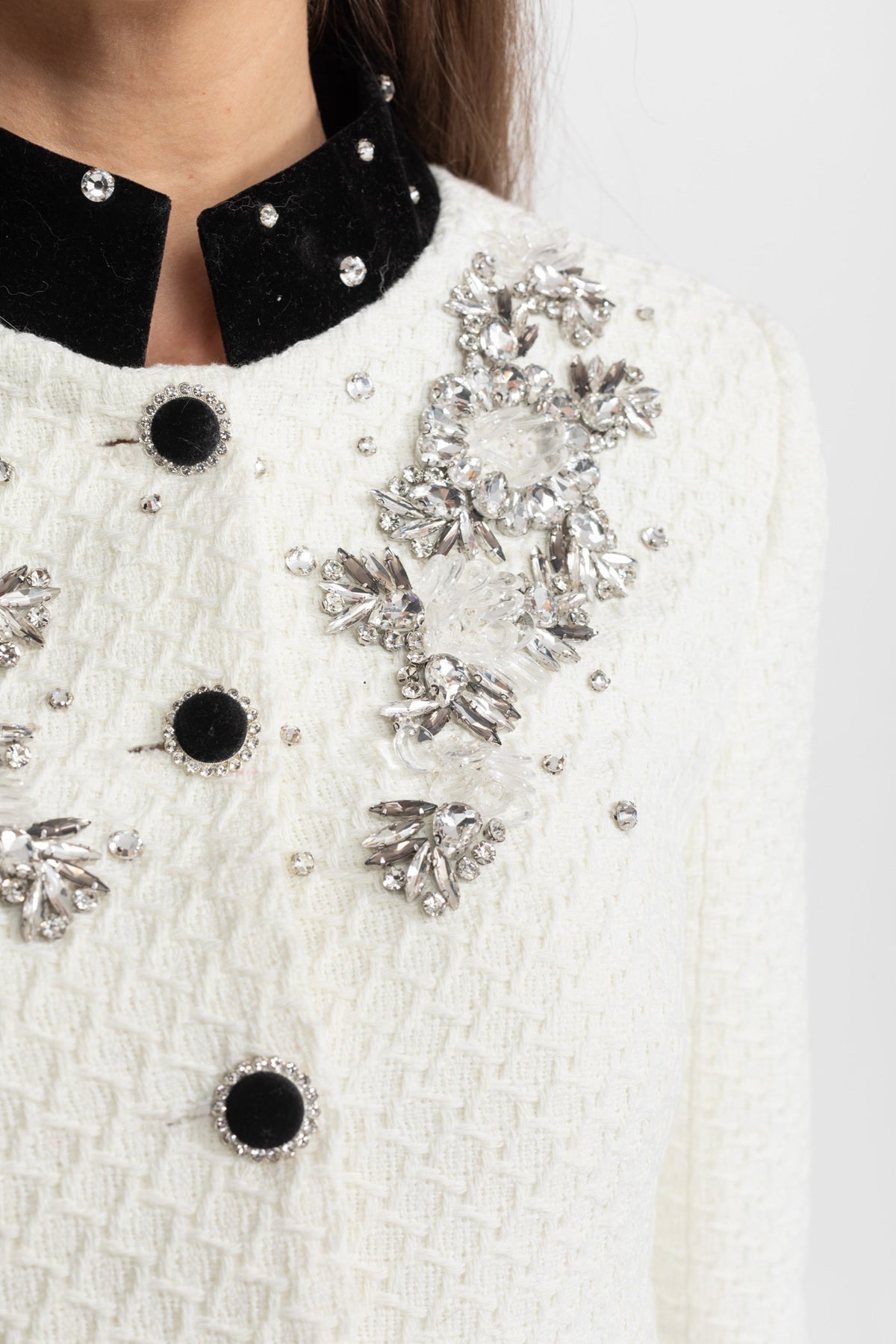 Embellished Textured Cropped Blazer with Crystal Floral Appliqué – White
