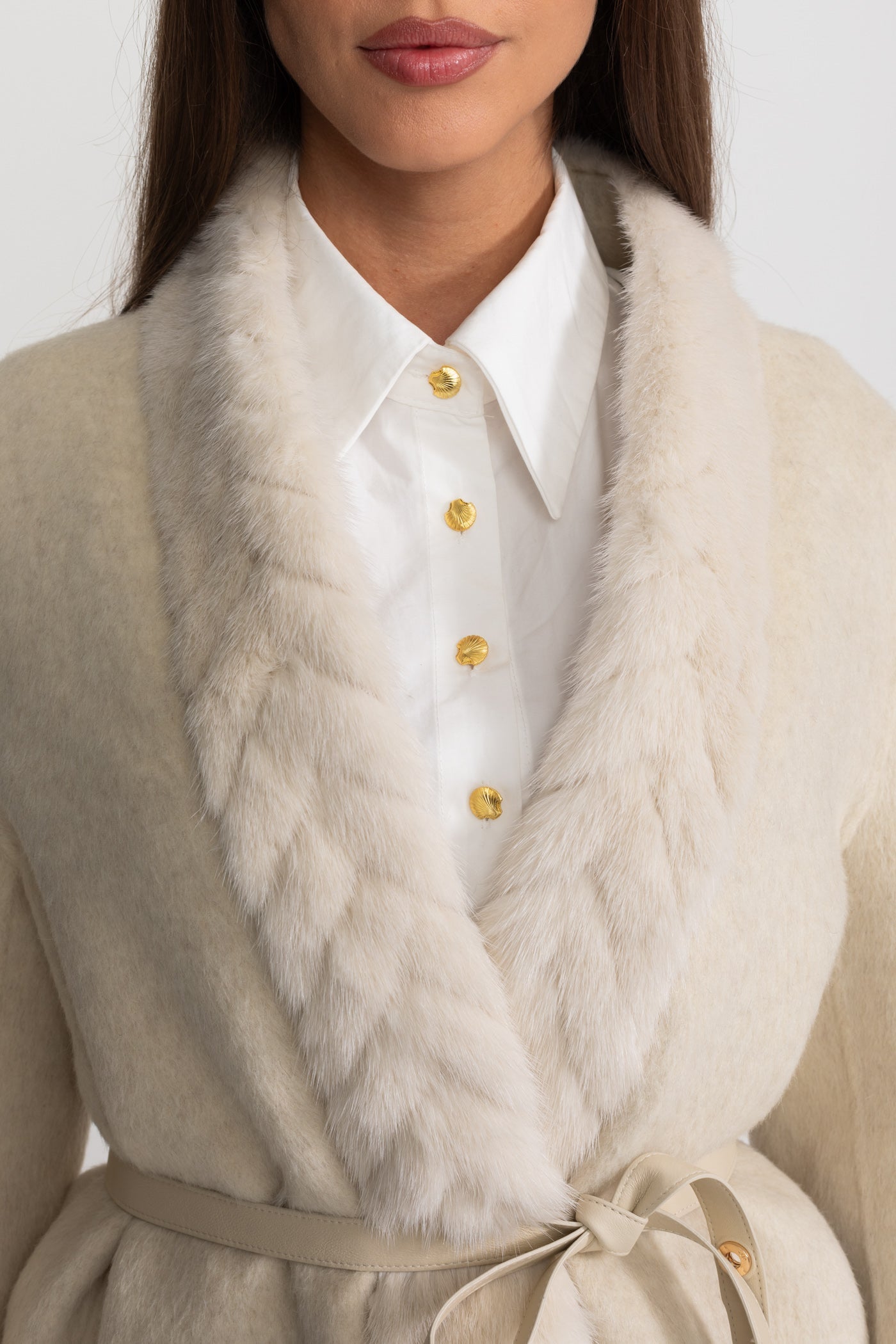 Cashmere Trim Jacket With Belted Waist and Mink Fur – Ivoire