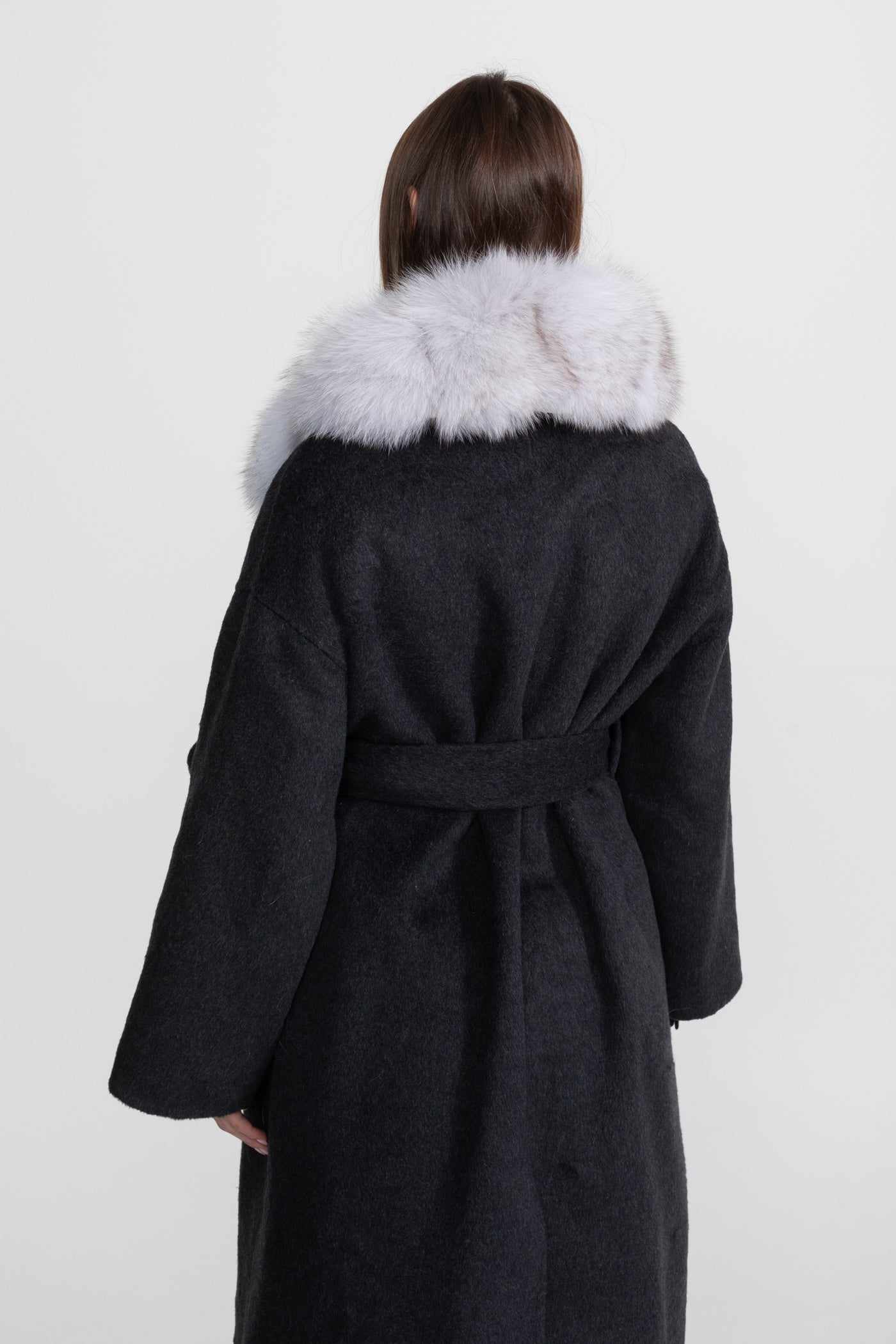 Wool Wrap Coat with Fox Fur Collar And Tie Belt – Black/Gray