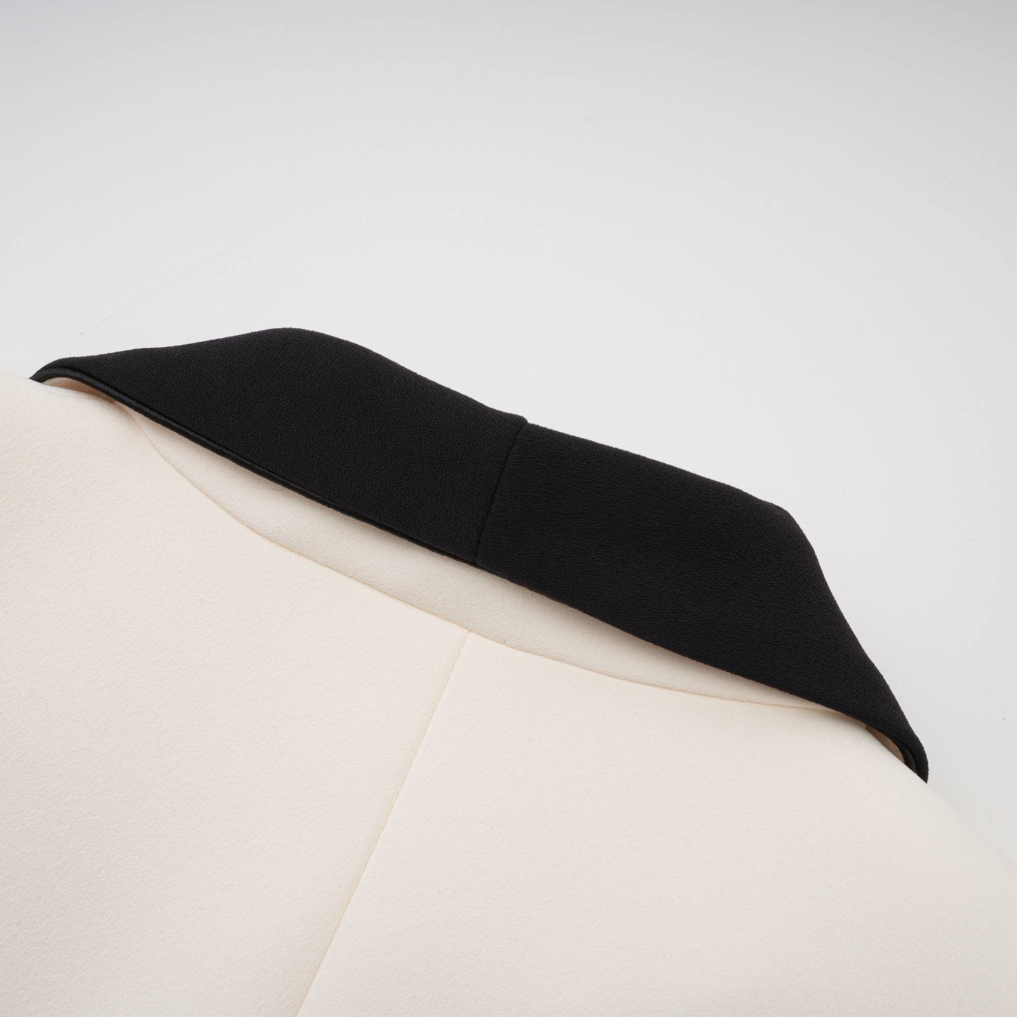 Vespera contrast colours jacket & skirt matching set