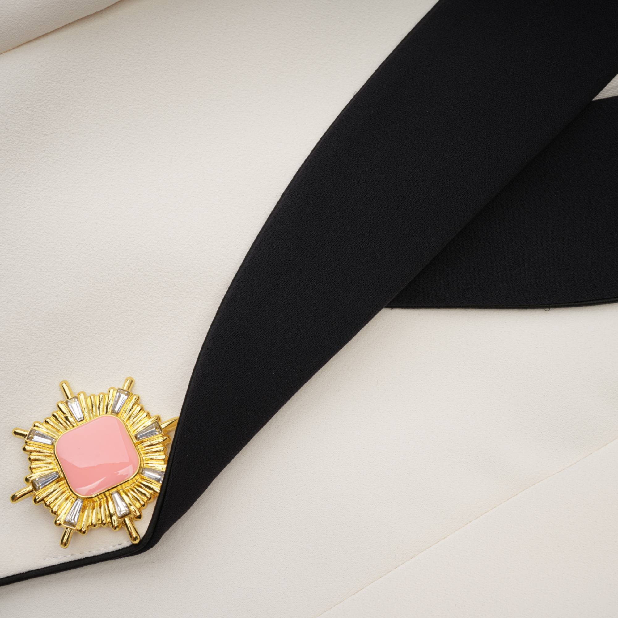 Vespera contrast colours jacket & skirt matching set