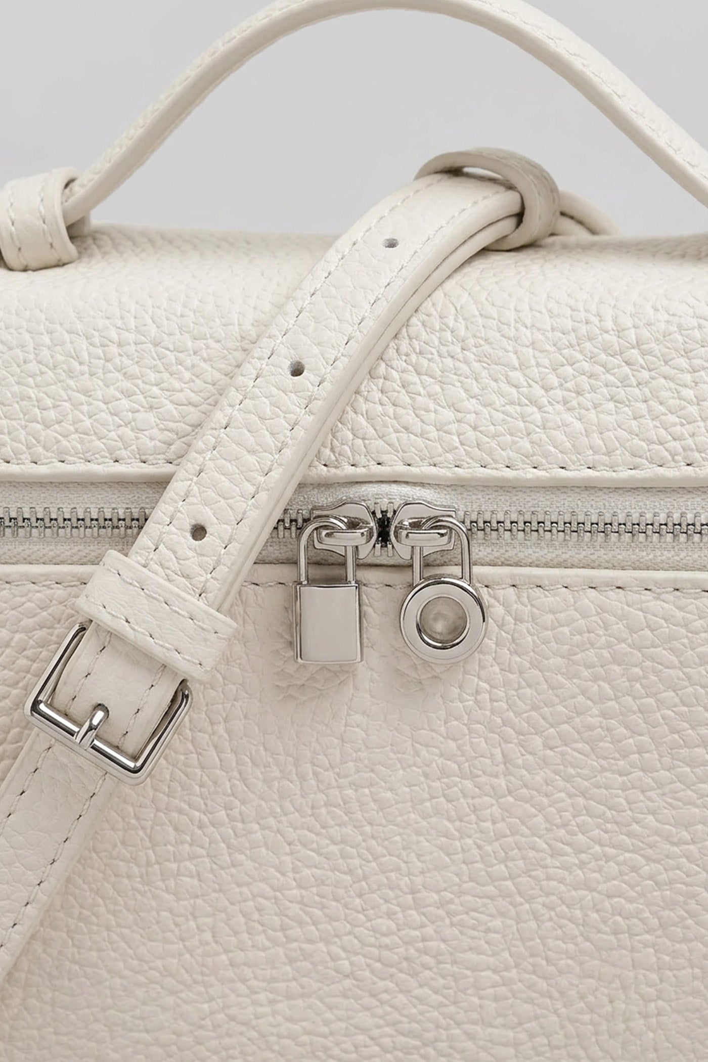Structured Vanity Bag With Top Handle - White