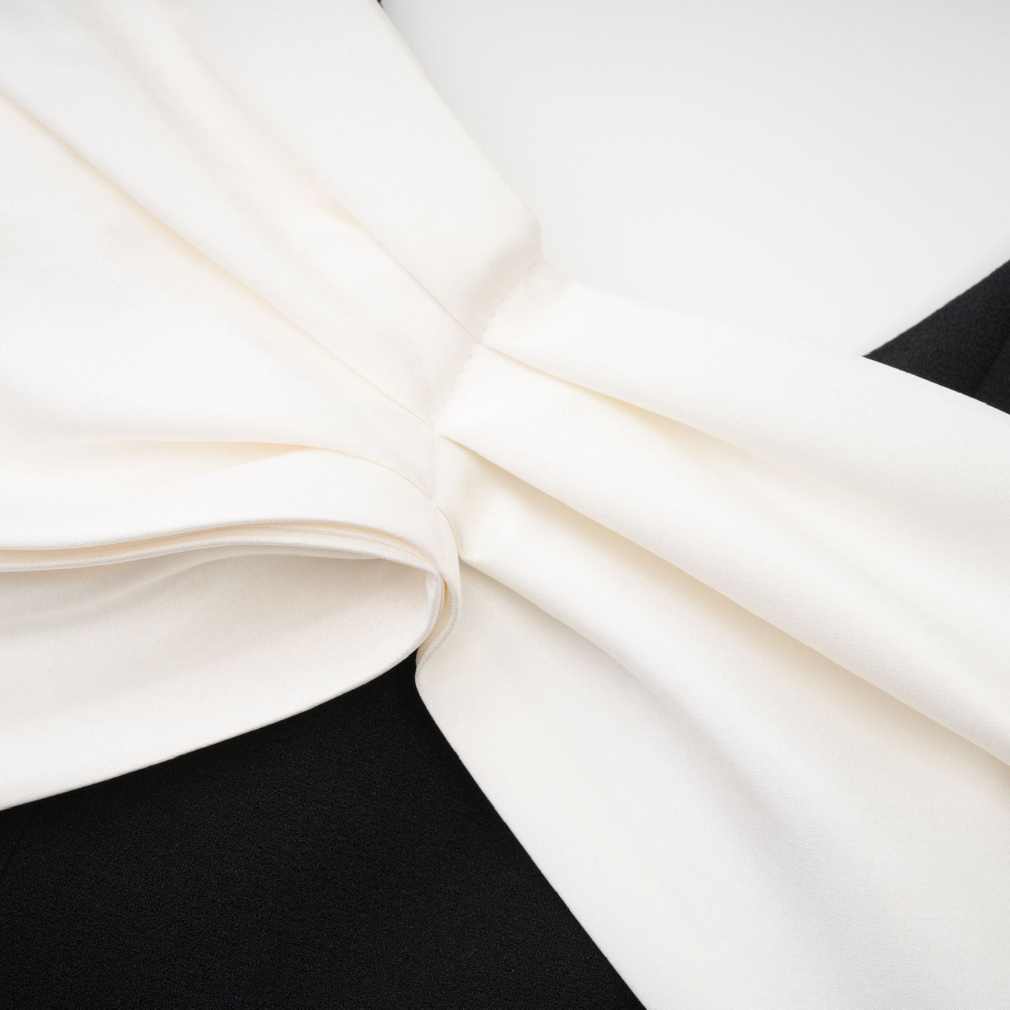 Ysabeau black embellished bowknot dress
