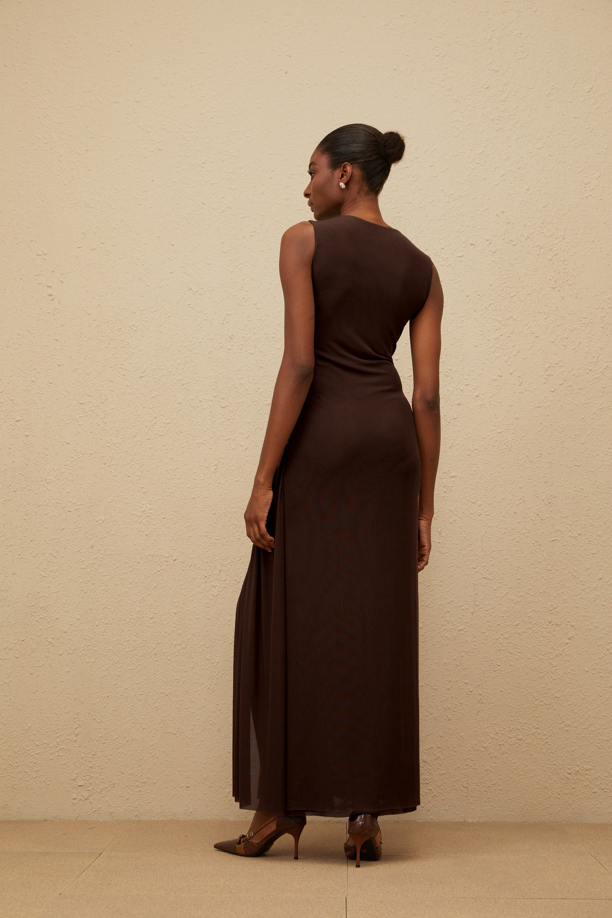 Daphné Brown Asymmetrical Braided Tulle Midi Dress