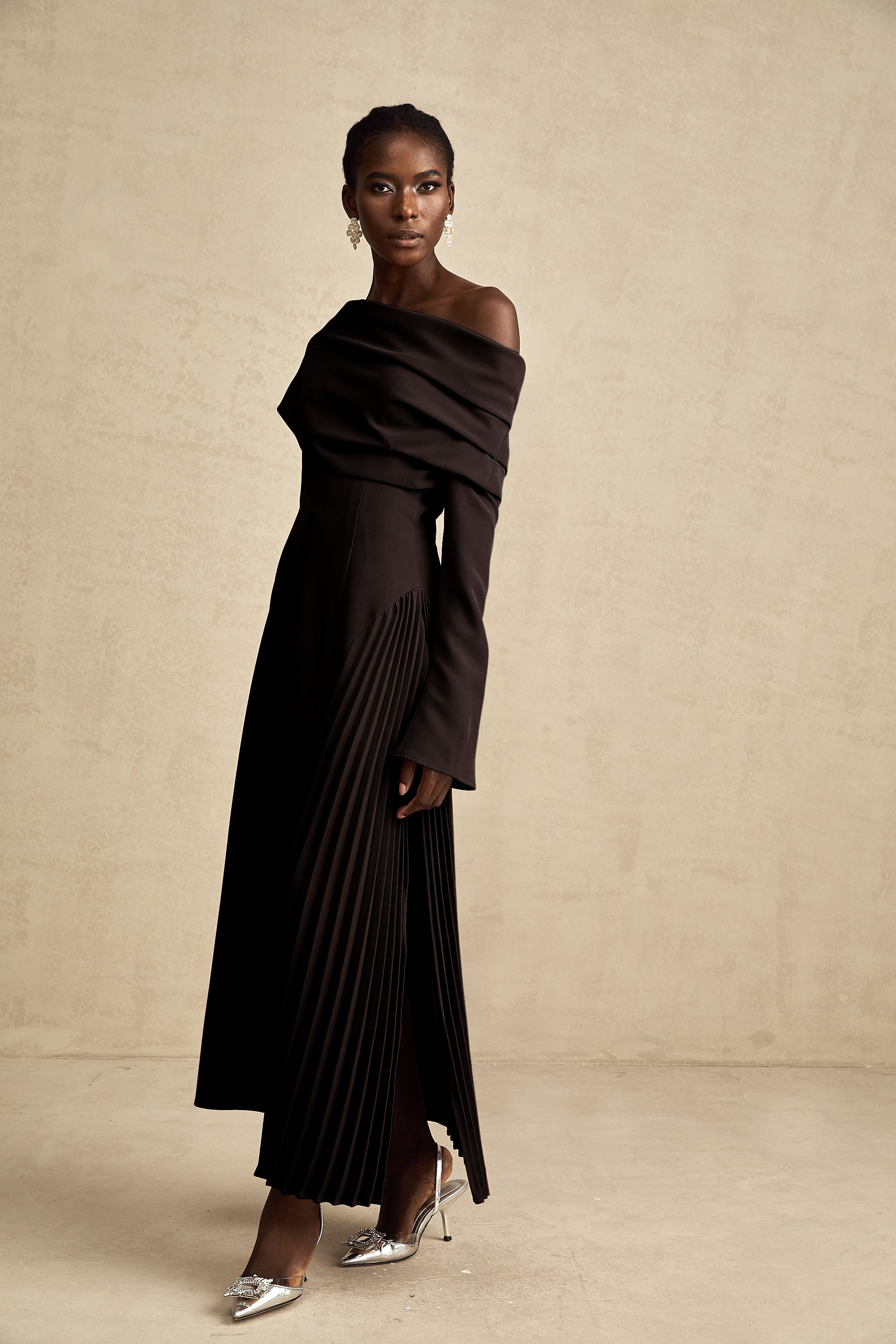 Valentine high-slit pleated maxi dress in Black (US Only)