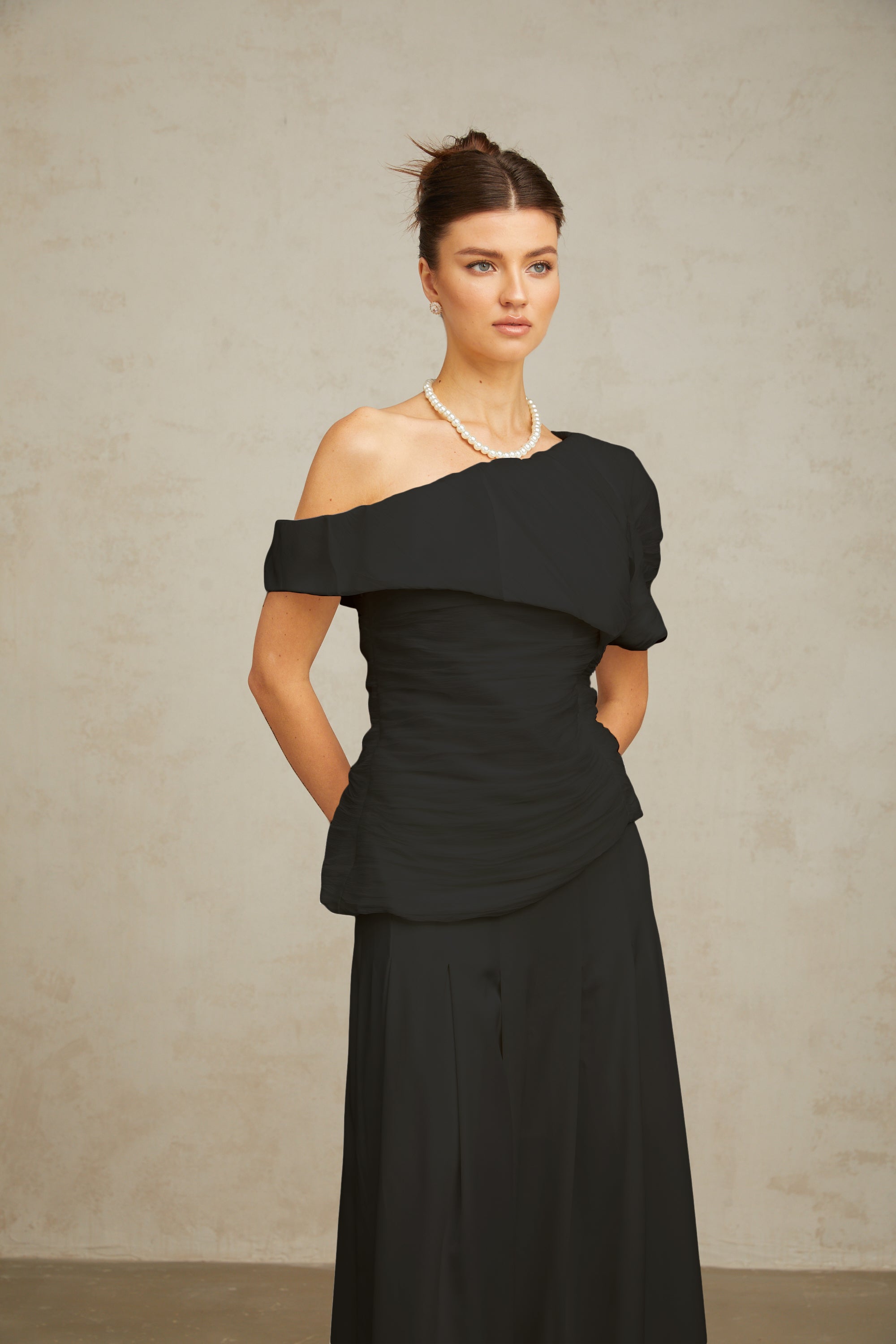 Adèle creased top & trousers matching set in Black