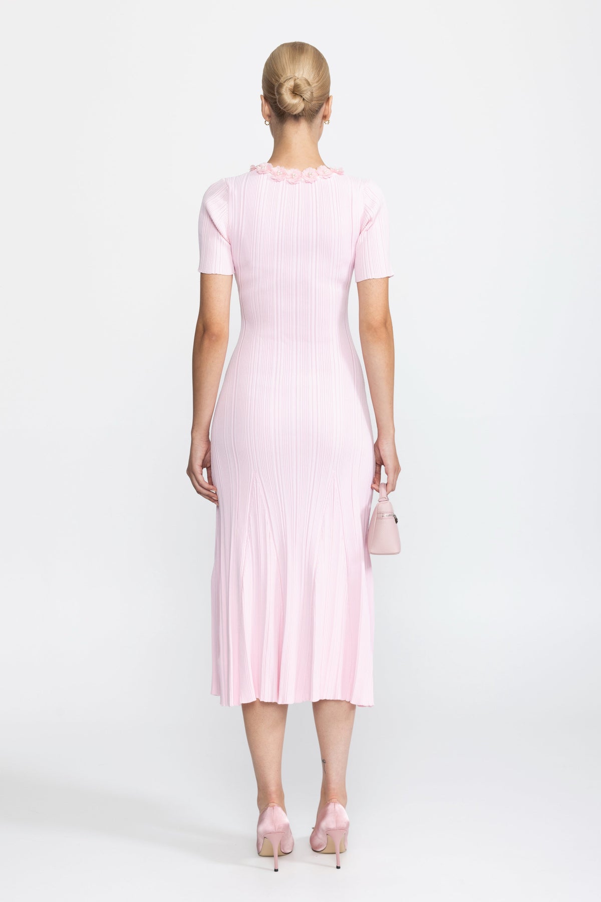 Ribbed Knit Flower Appliqué Midi Dress - Pink