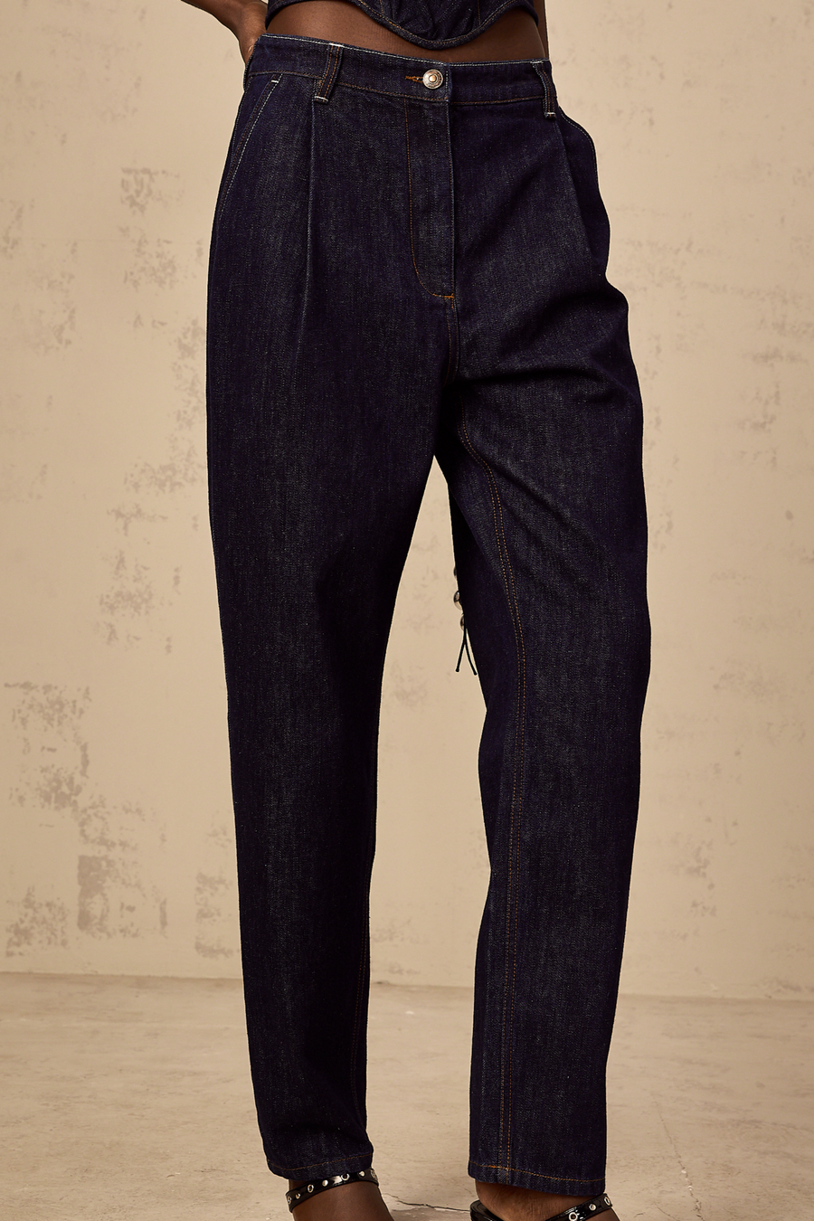 Danaé blue high-rise pleated-detail jeans