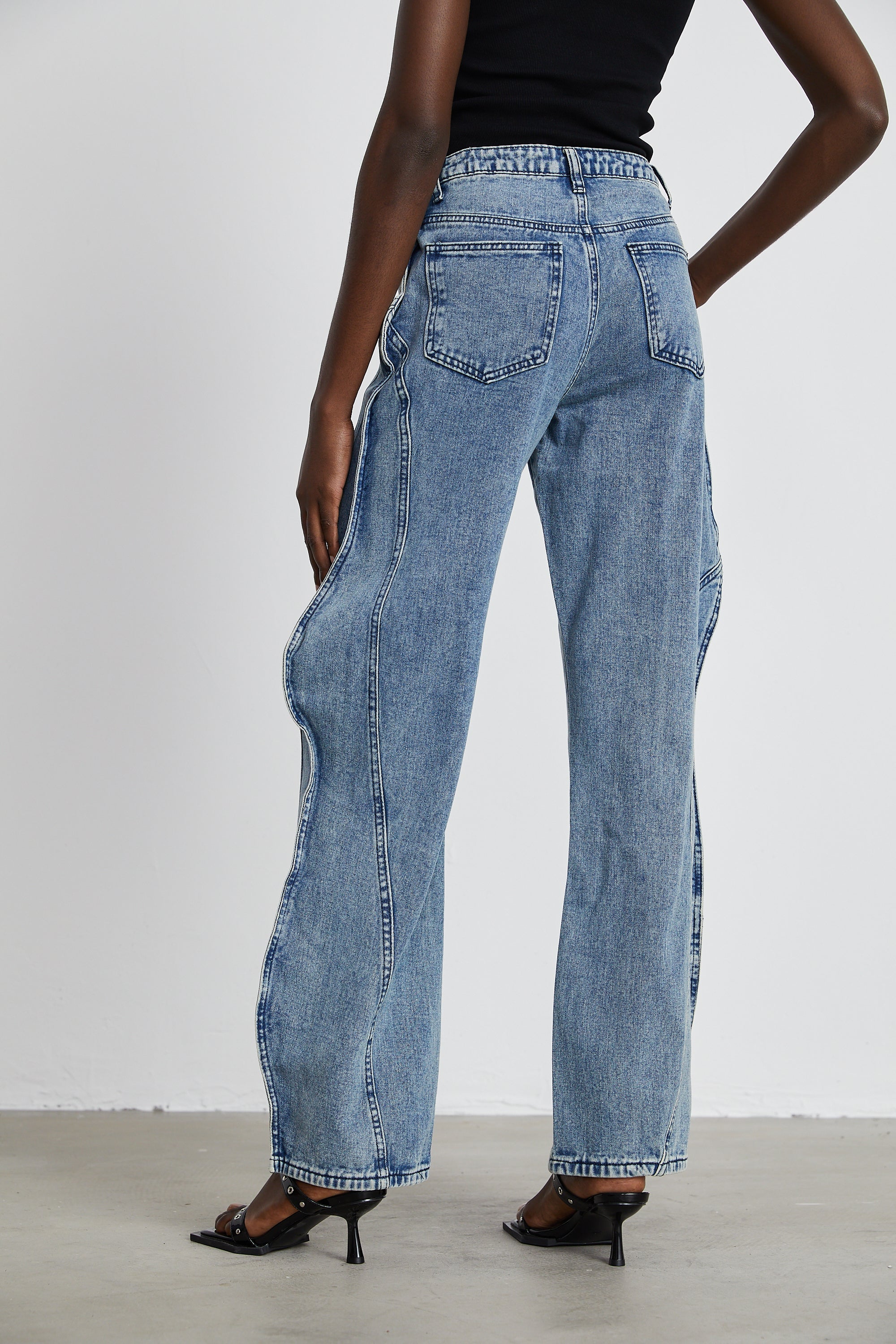 Brigitte asymmetrical wide-leg jeans