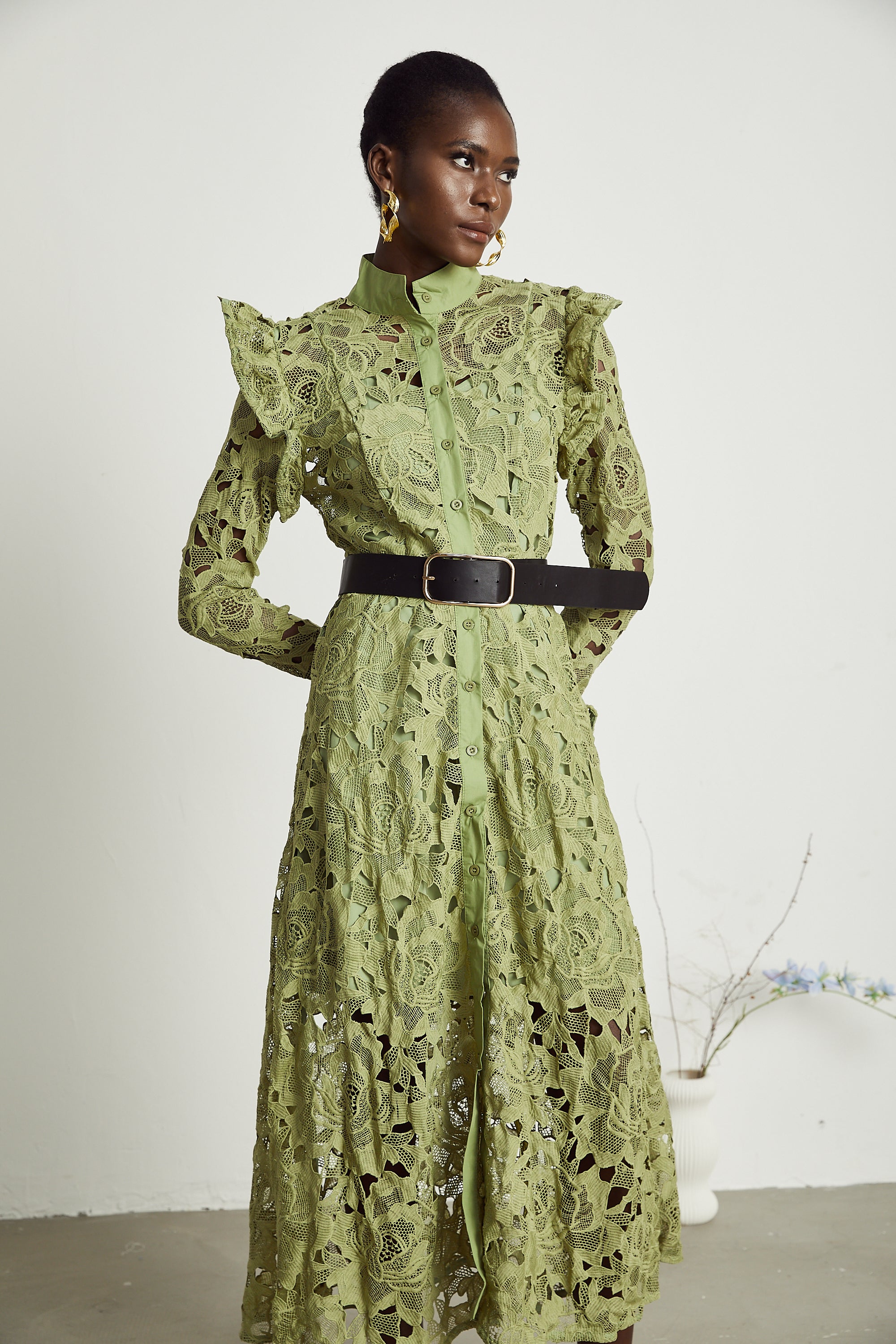 Noémie floral-embroidered midi dress in Green (US Only)