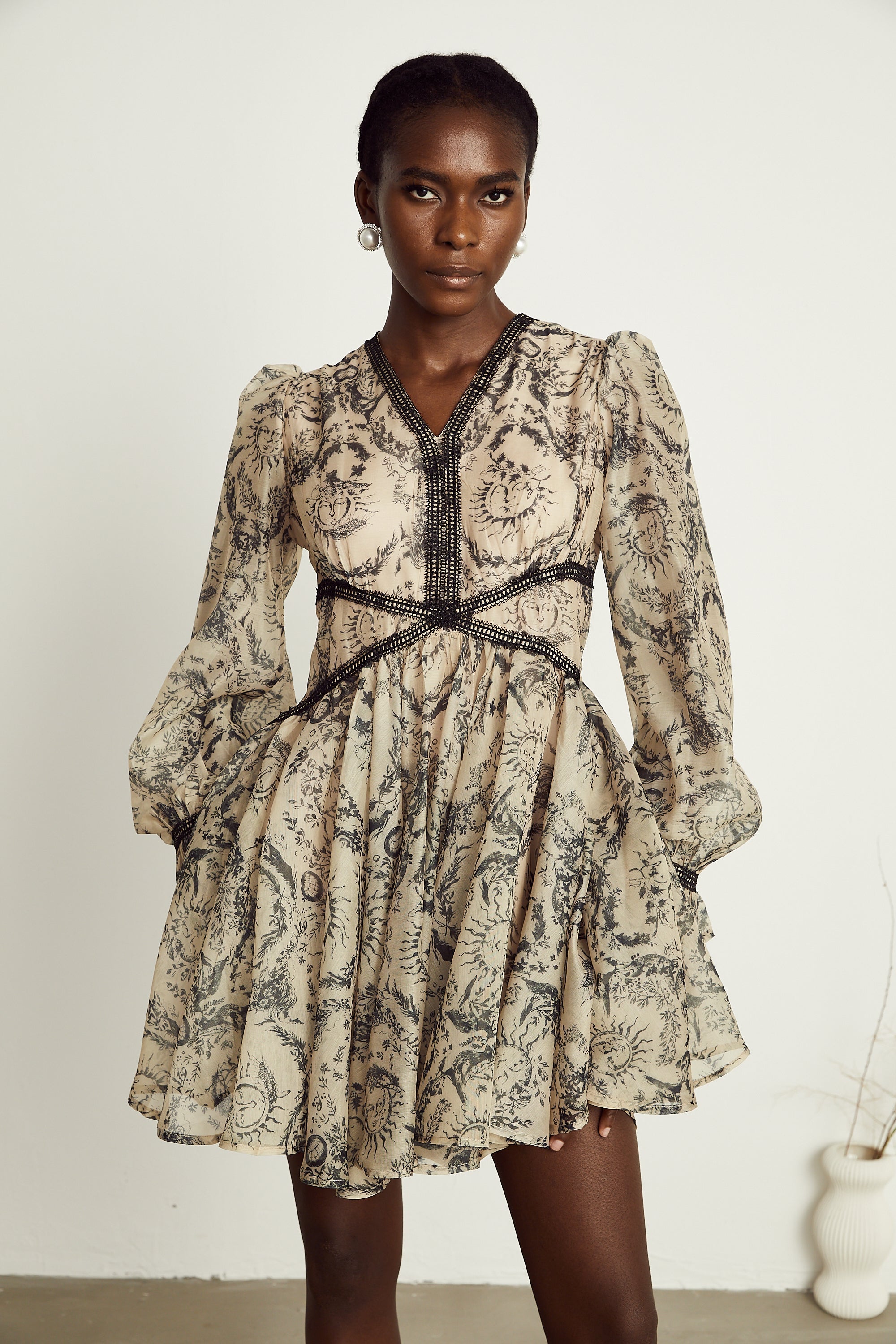 Auréliane pattern-print V-neck mini dress (US Only)