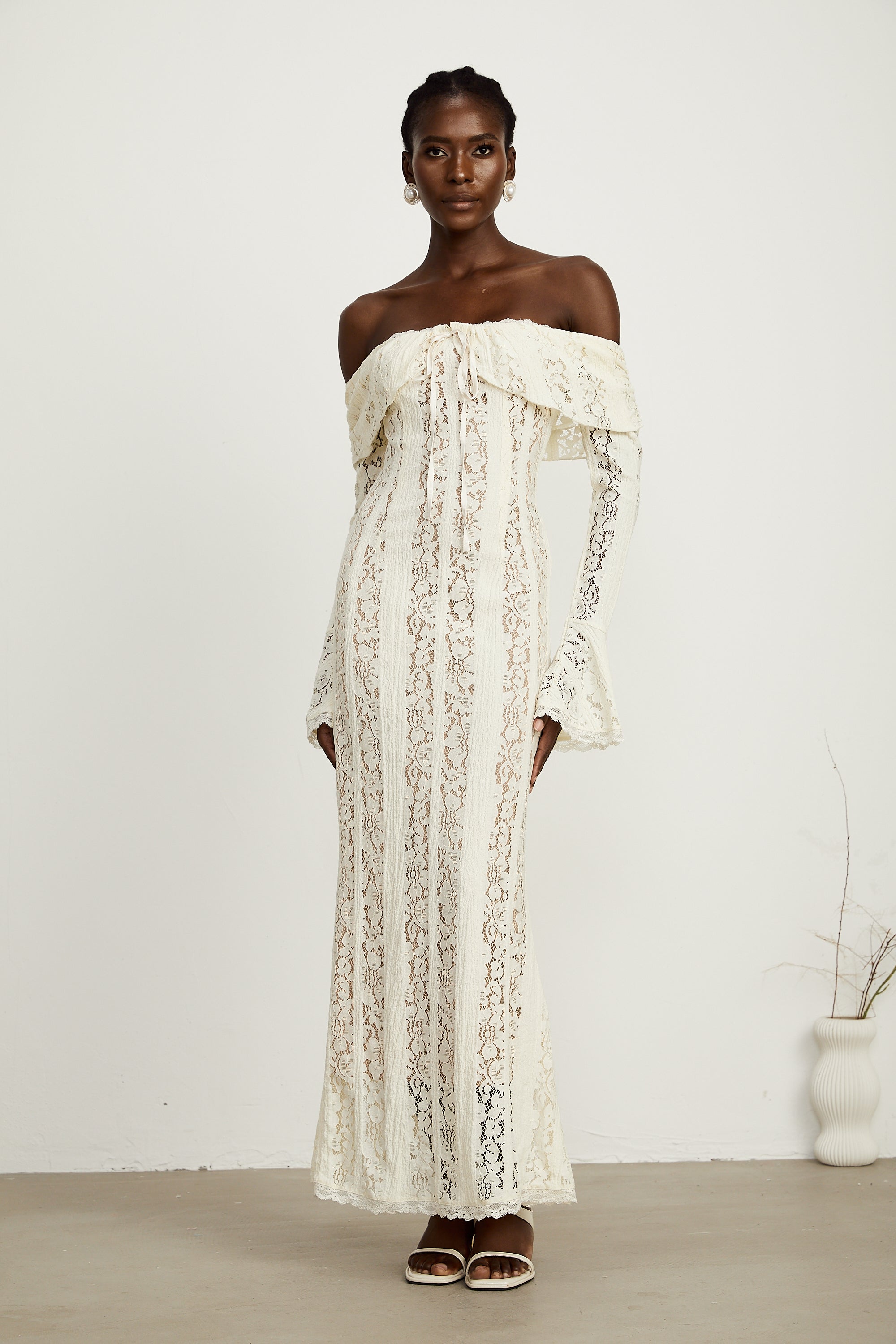 Émeline floral lace flared-cuff maxi dress in Neutrals (Final Sale-US Only)
