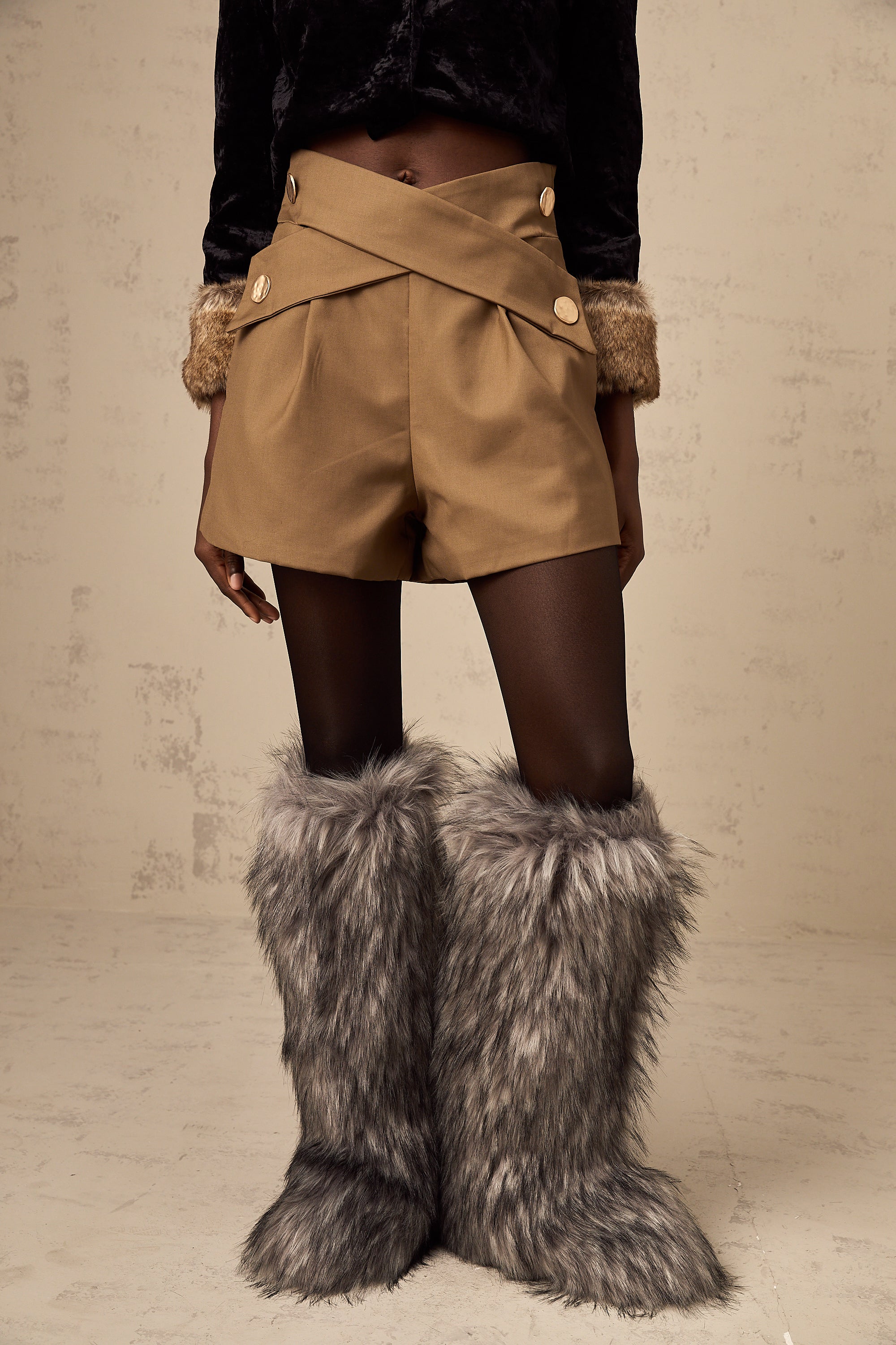 Chlore khaki crossover-design shorts (Final Sale)