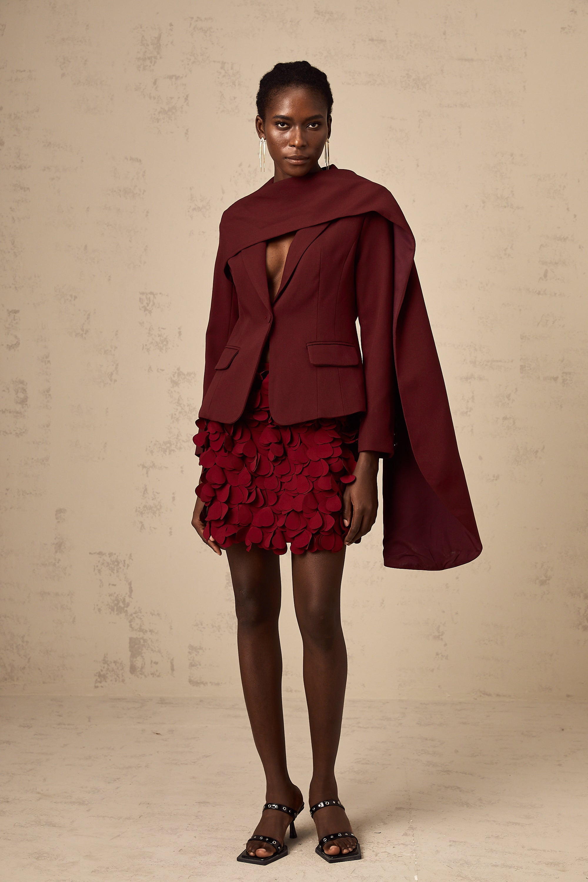 Coralie shawl-detailed jacket in Wine