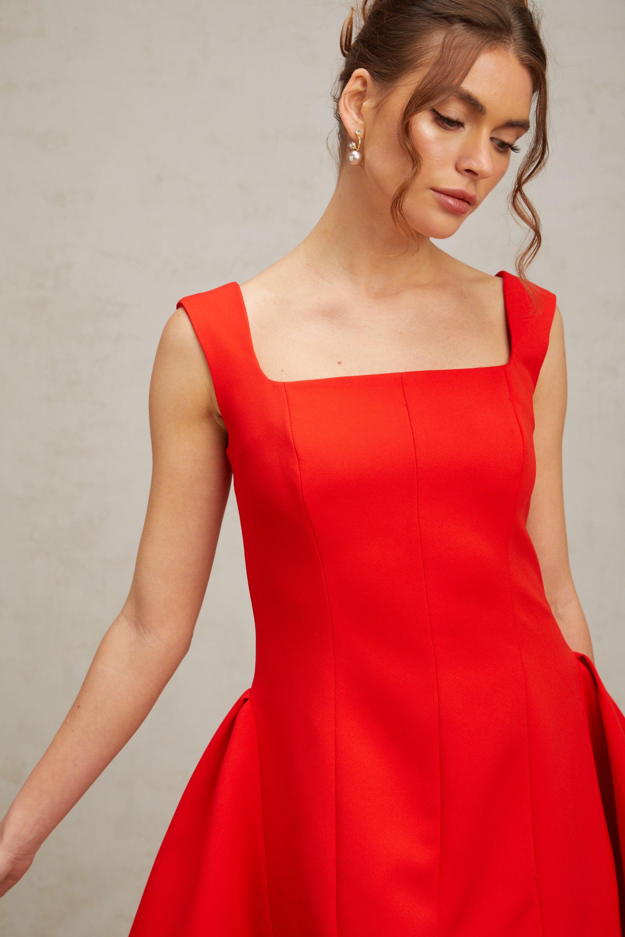 Margherita square-neck puff mini dress in Red