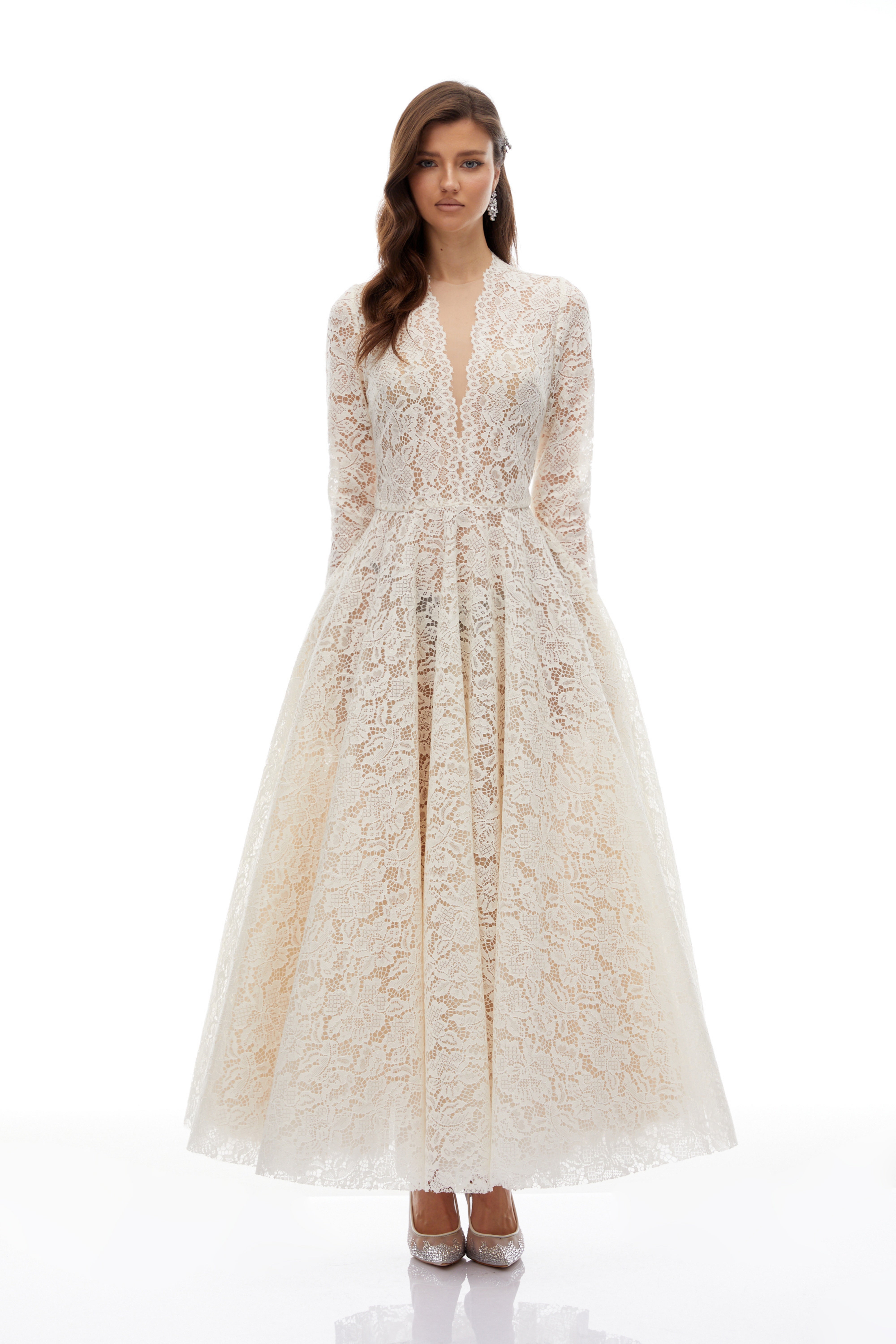 Oliana Ivory Lace Maxi Gown
