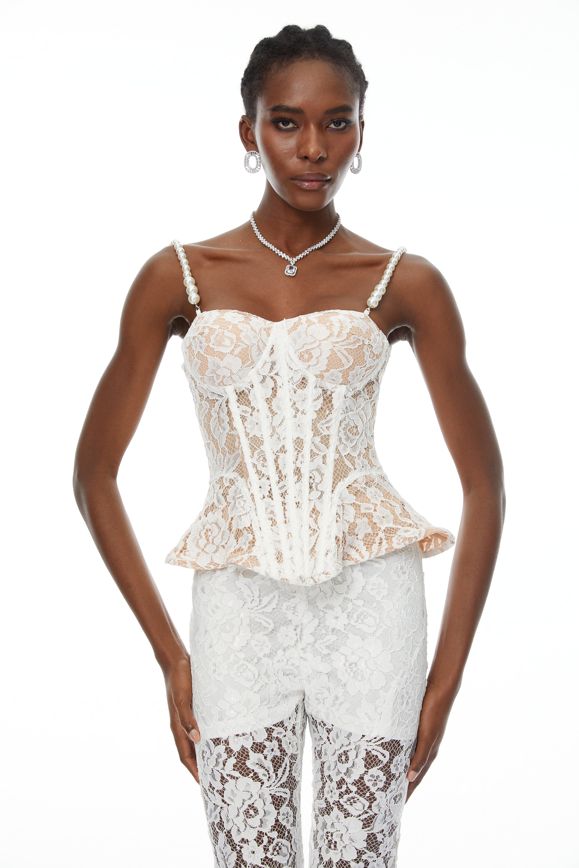 Védís White Floral Lace Top & Trousers Set