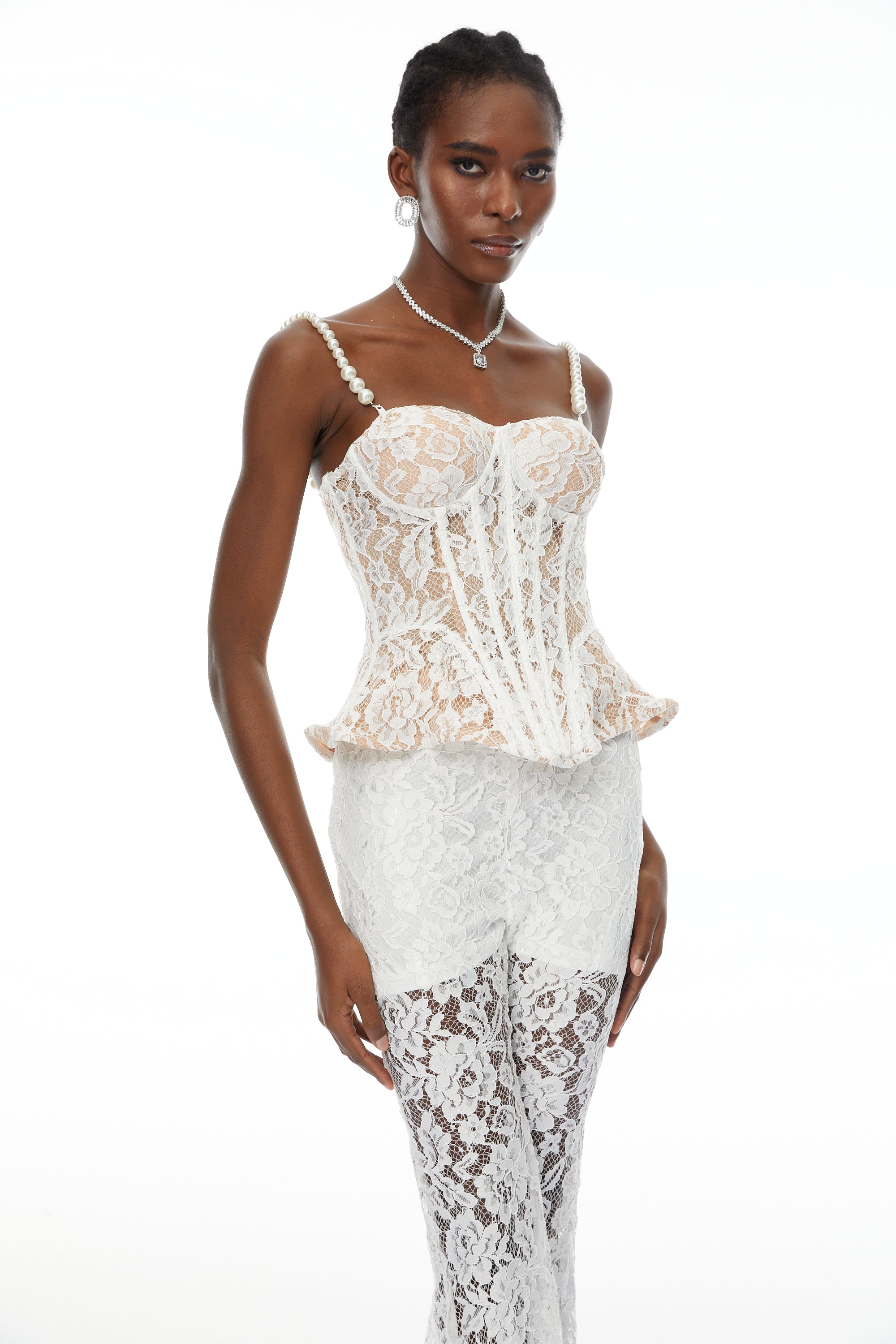 Védís White Floral Lace Top & Trousers Set