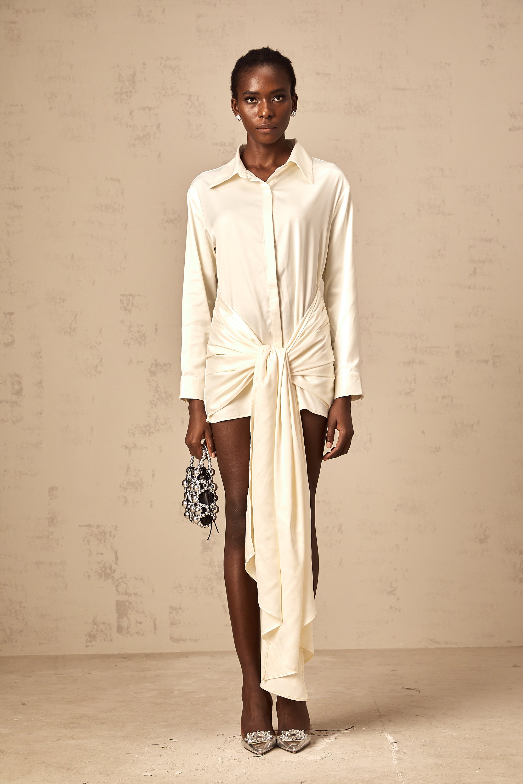Daphné white ribbon ruched mini shirt dress