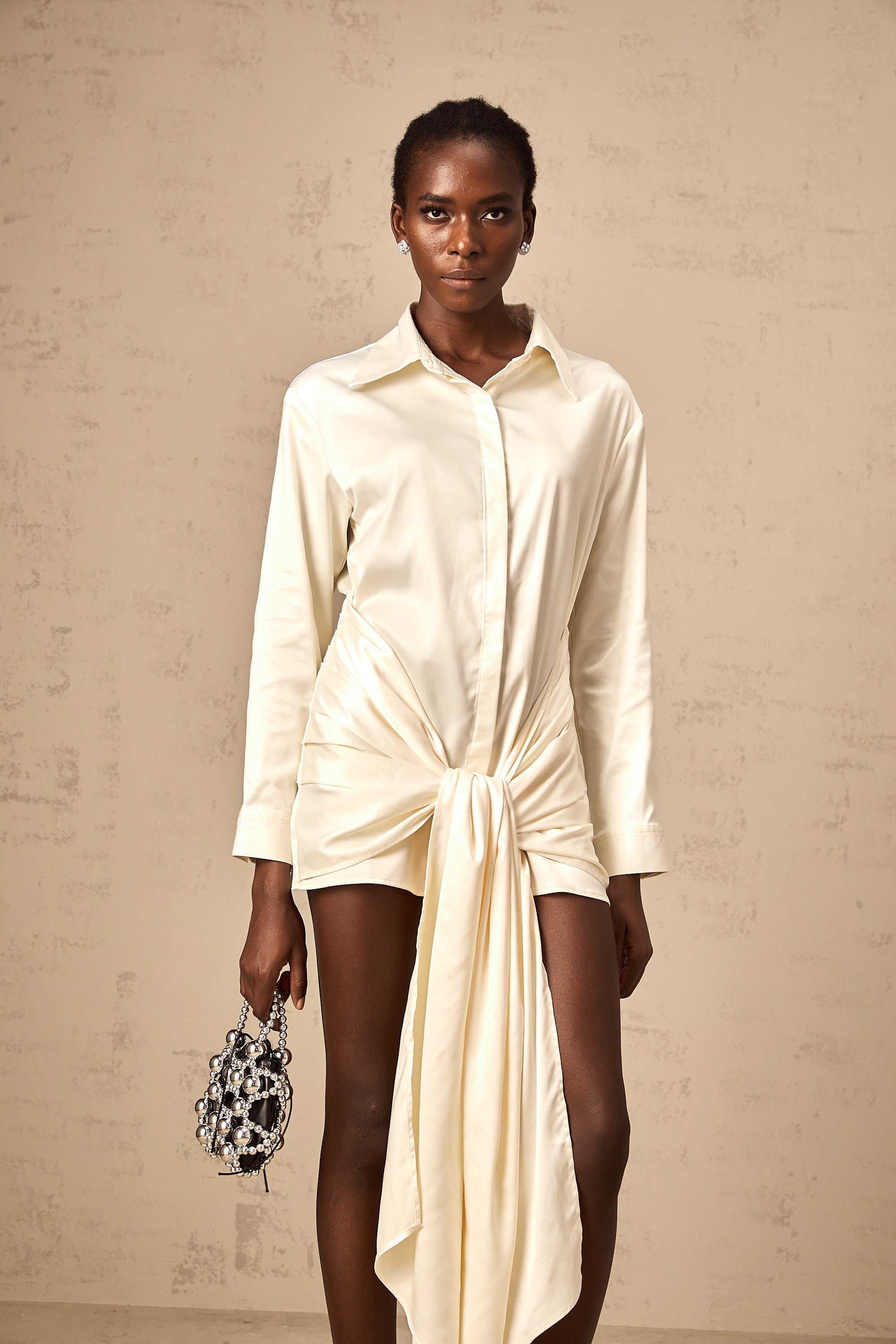 Daphné white ribbon ruched mini shirt dress