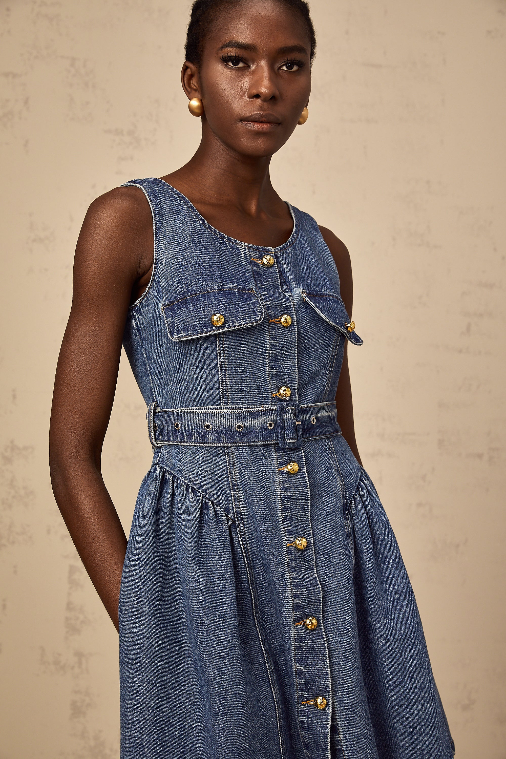 Vérane blue belted denim mini dress