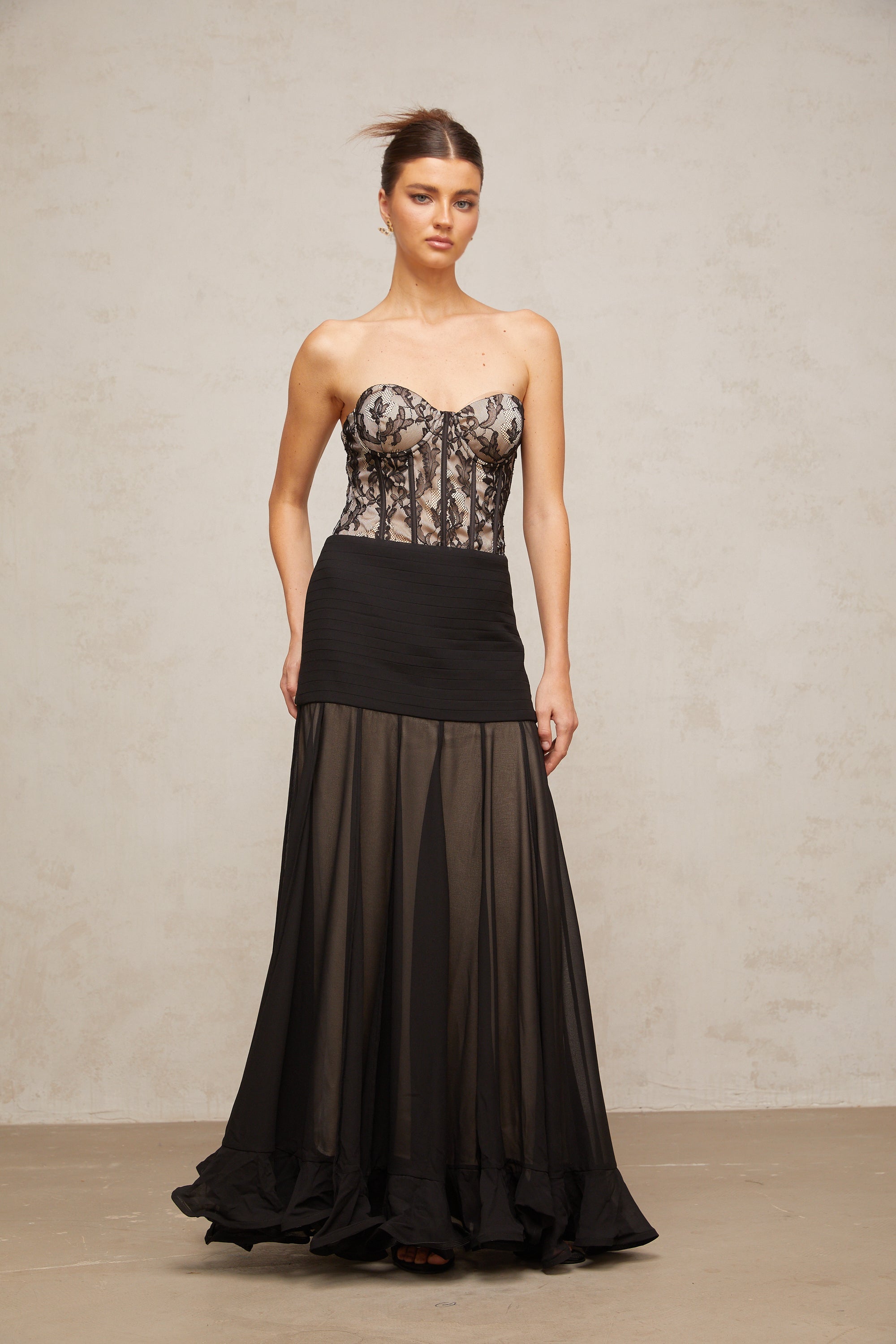 Pétunia black lace flounce maxi dress