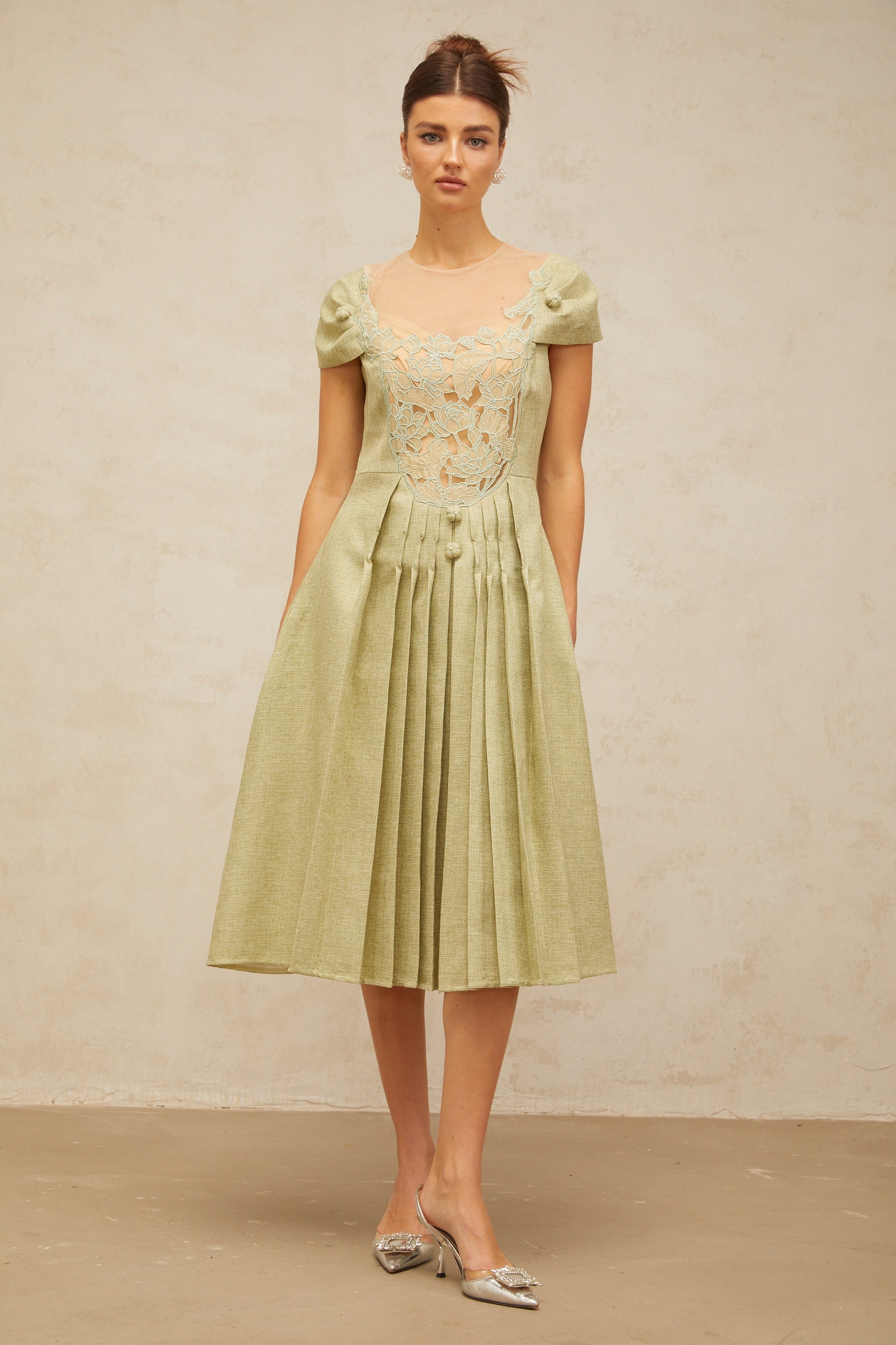 Marianne green flower-motif pleated midi dress