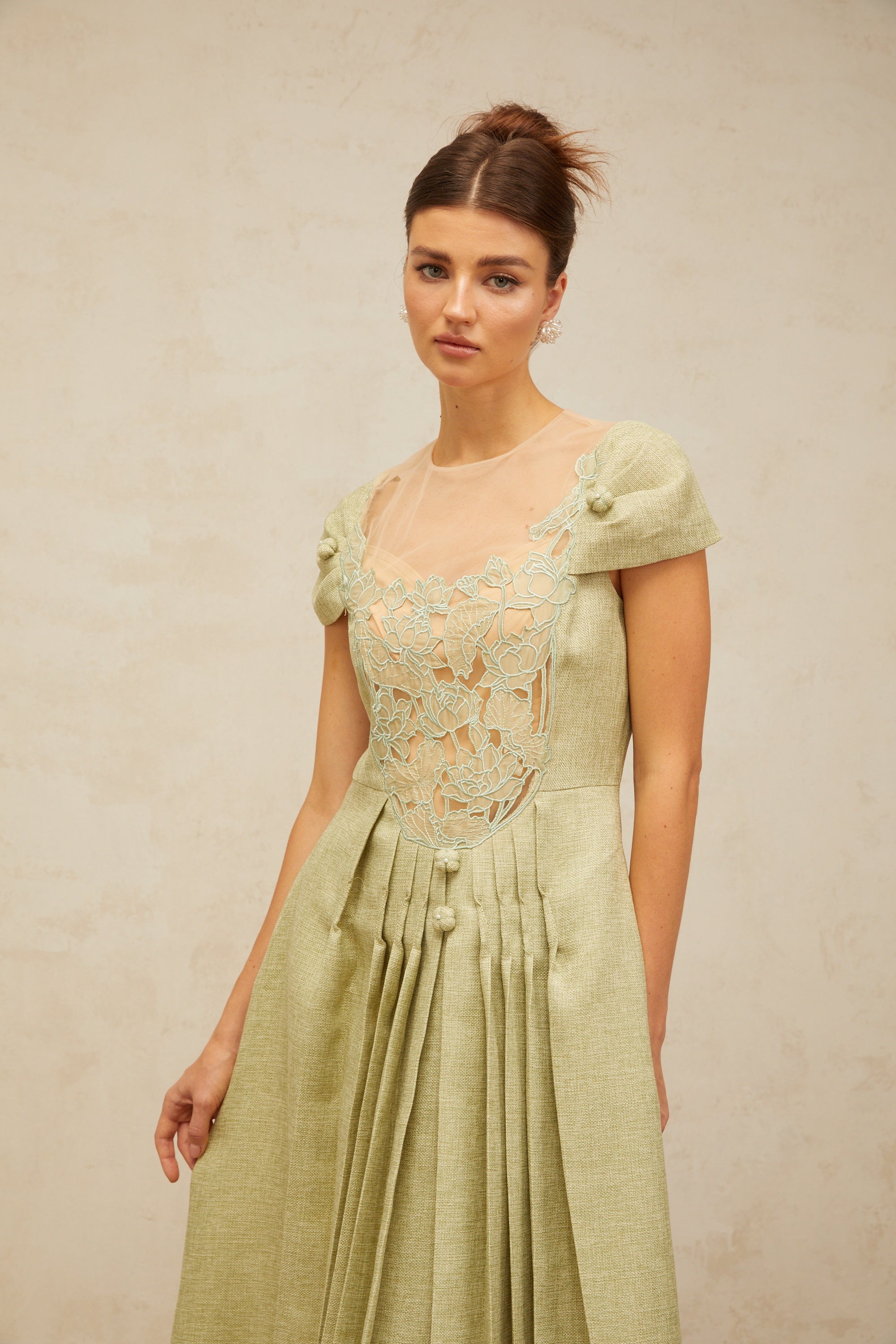 Marianne green flower-motif pleated midi dress