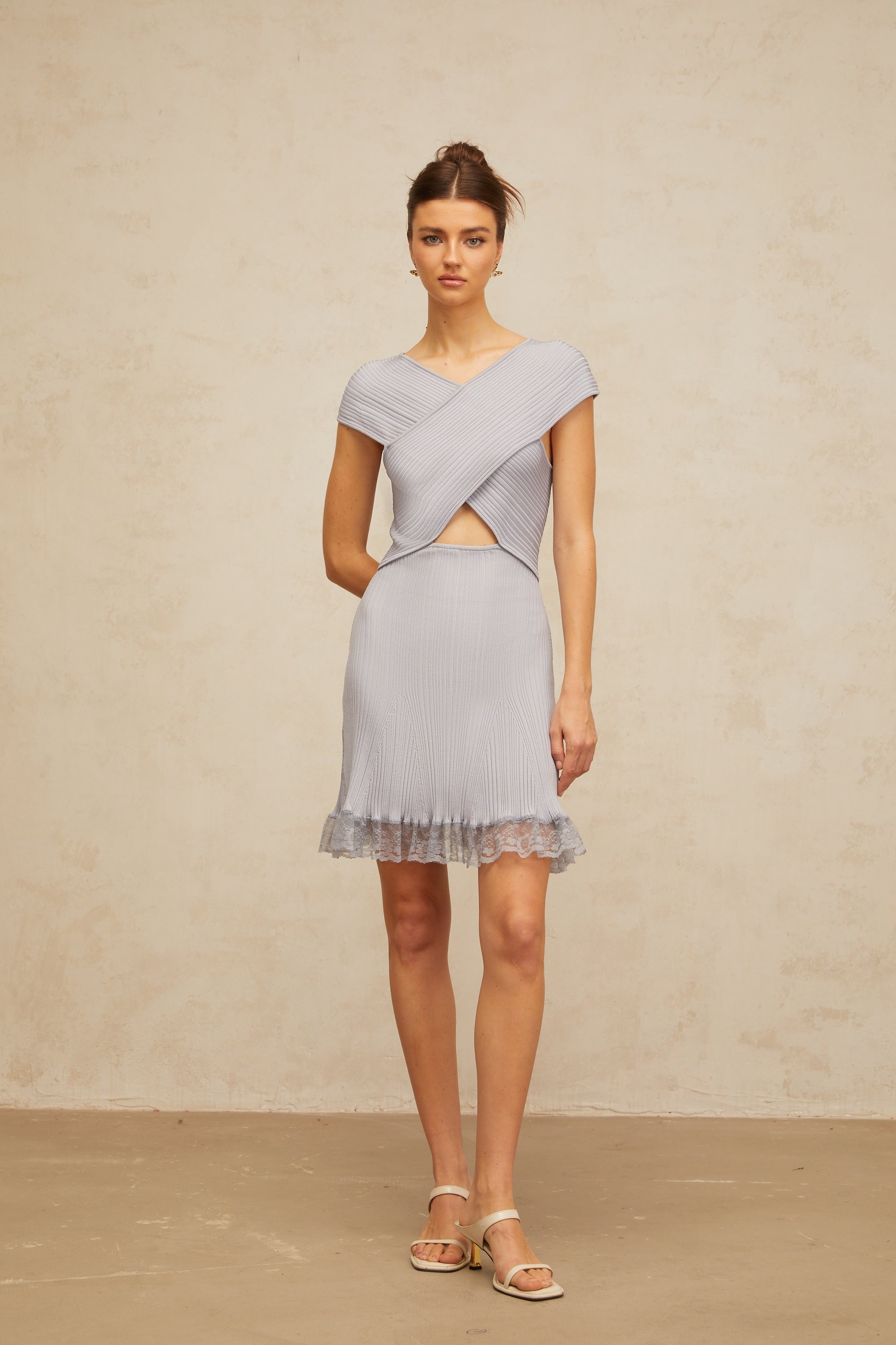 Kéa light-purple cross-over ribbed-knit mini dress
