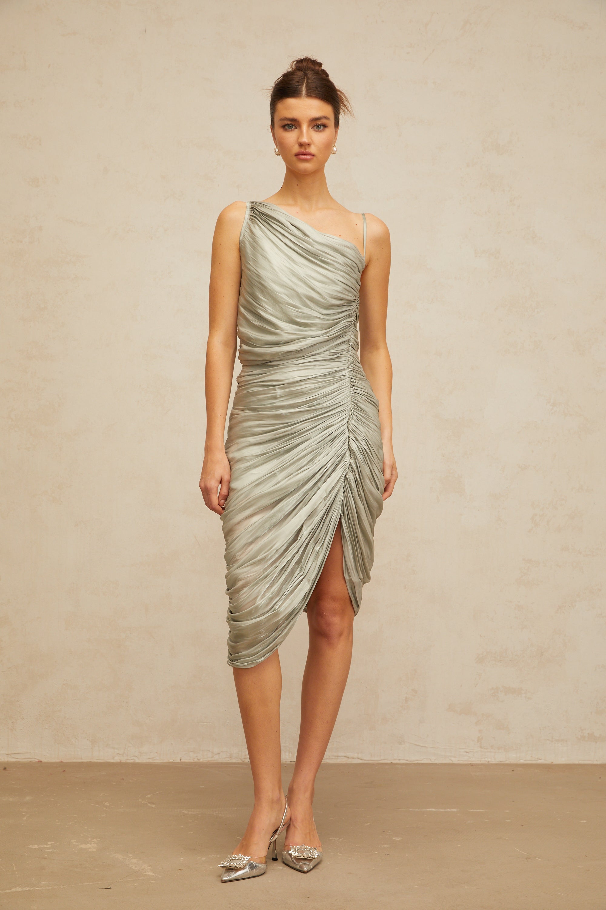 Lison glossy ruched midi dress in Grayish-green