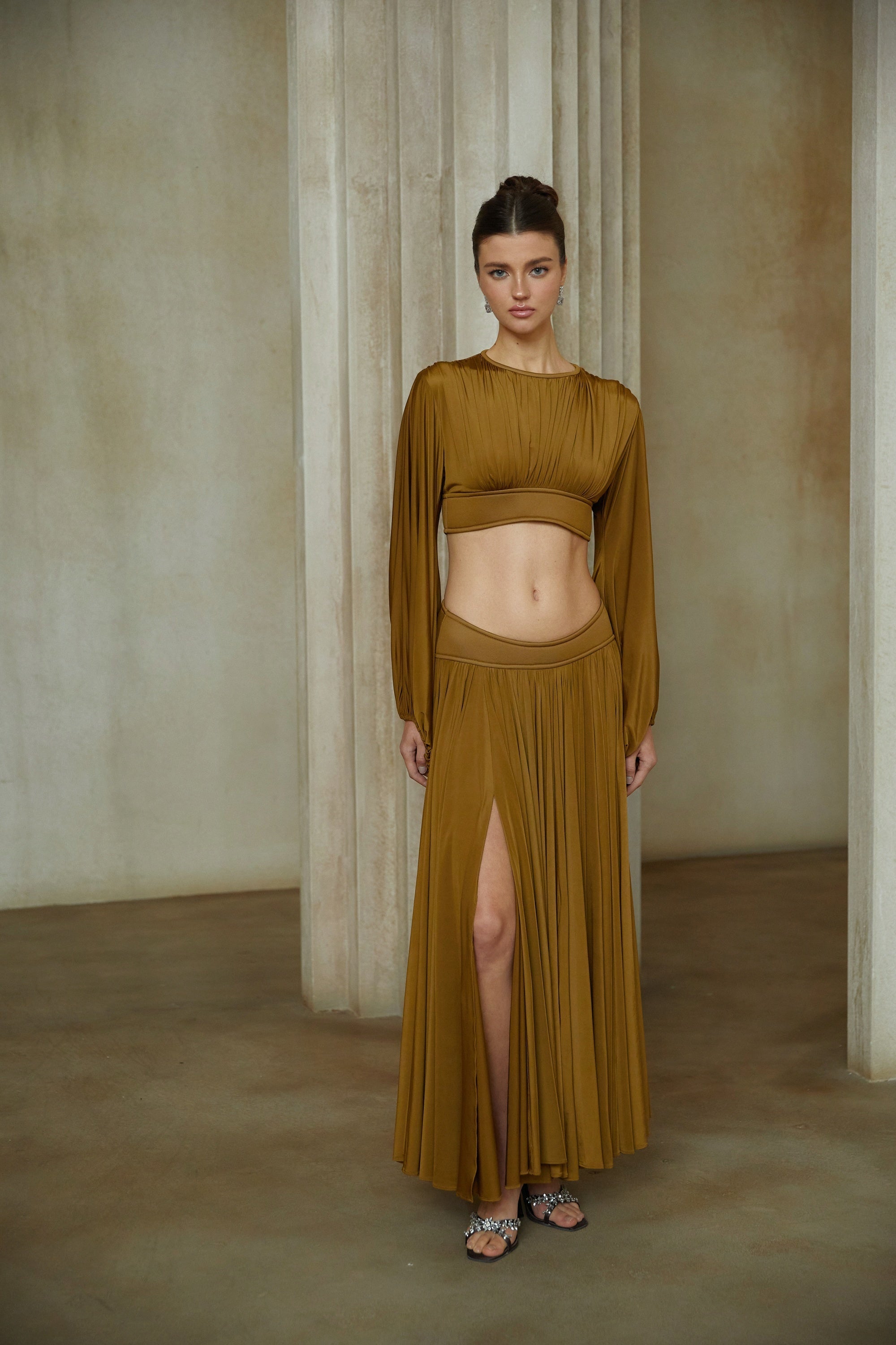 Daphné Brown Fully Pleated Two-Piece Blouse and Skirt Set