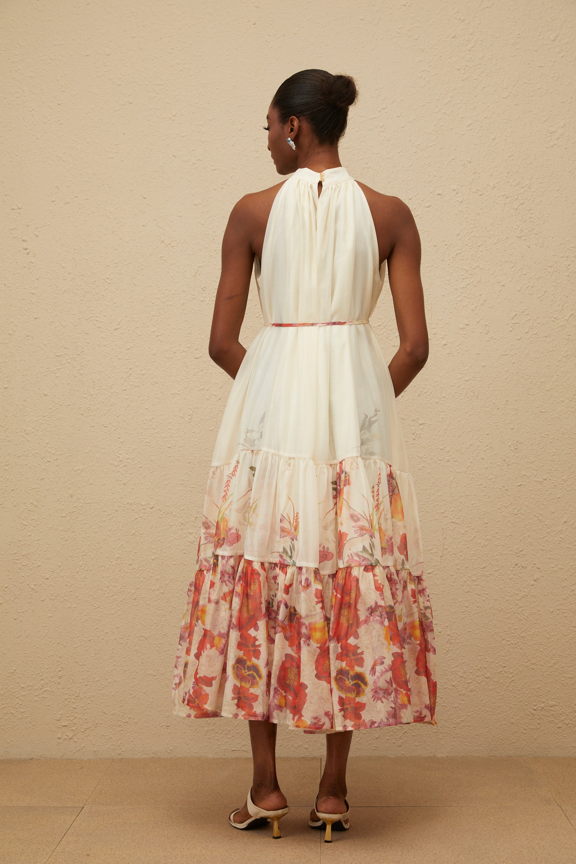 Fleur Neutral Shirred Floral Midi Dress