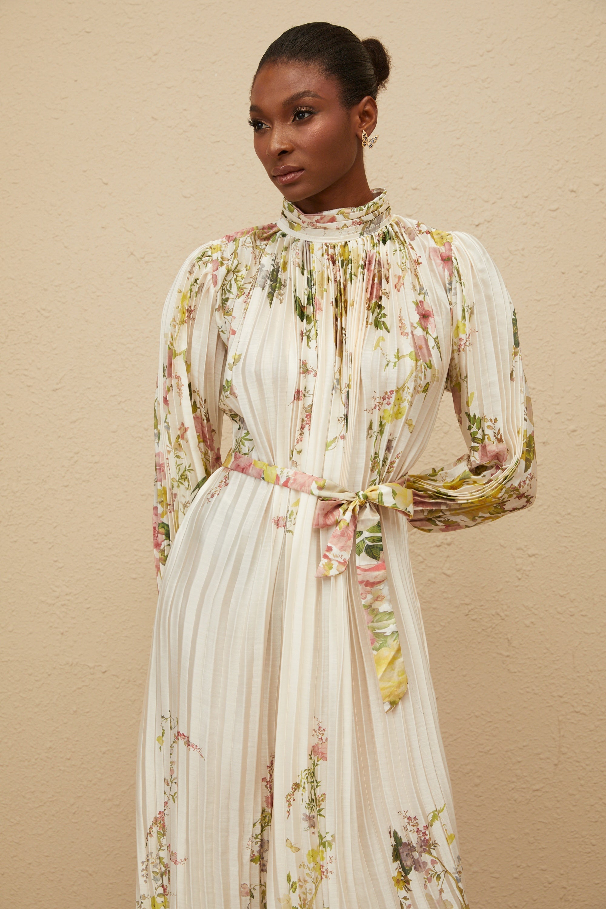 Poétique White Pleated Floral Print Midi Dress