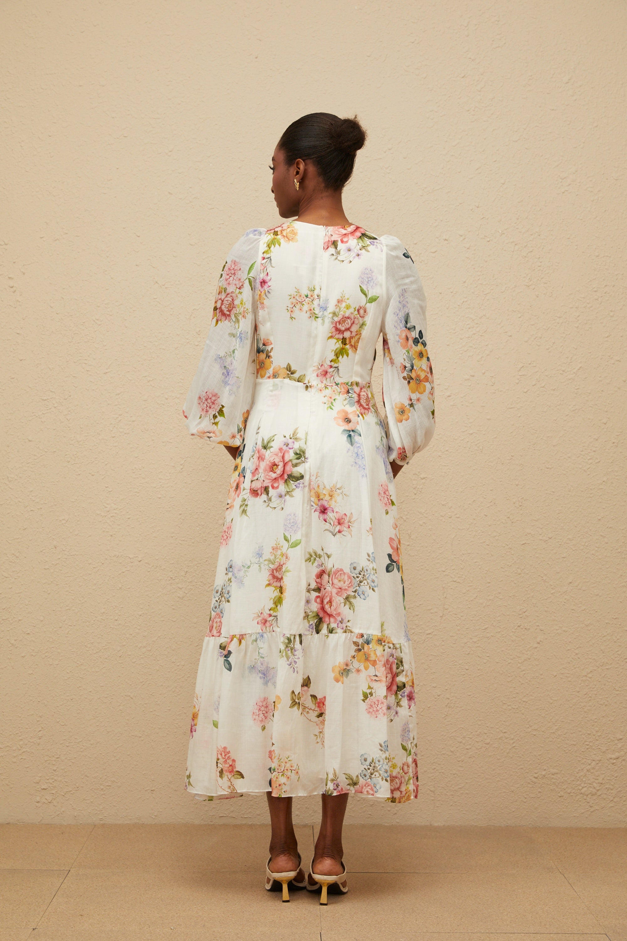 Noémie White Floral Print V-Neck Midi Dress