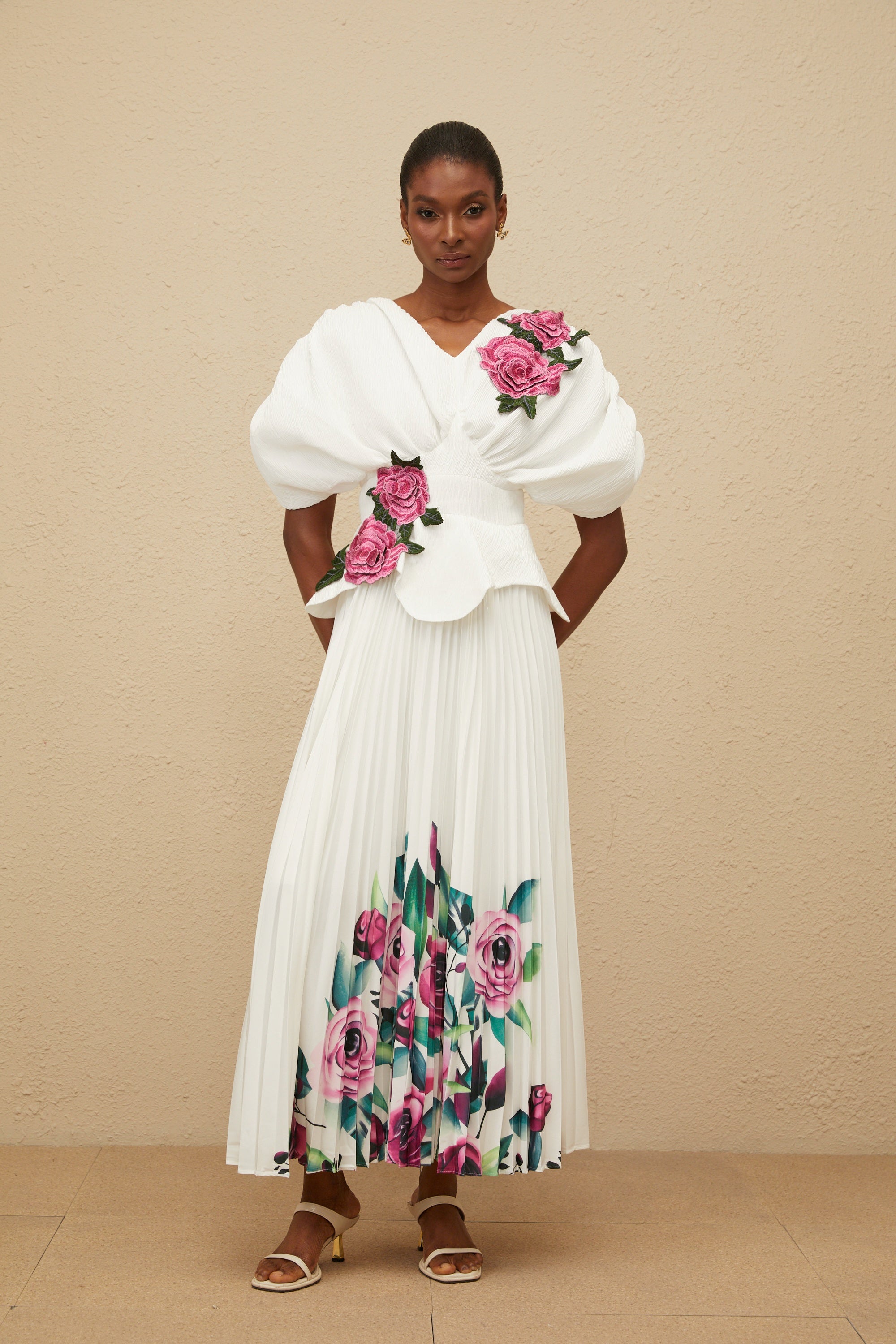 Pétale White Rose Appliqué Maxi Dress