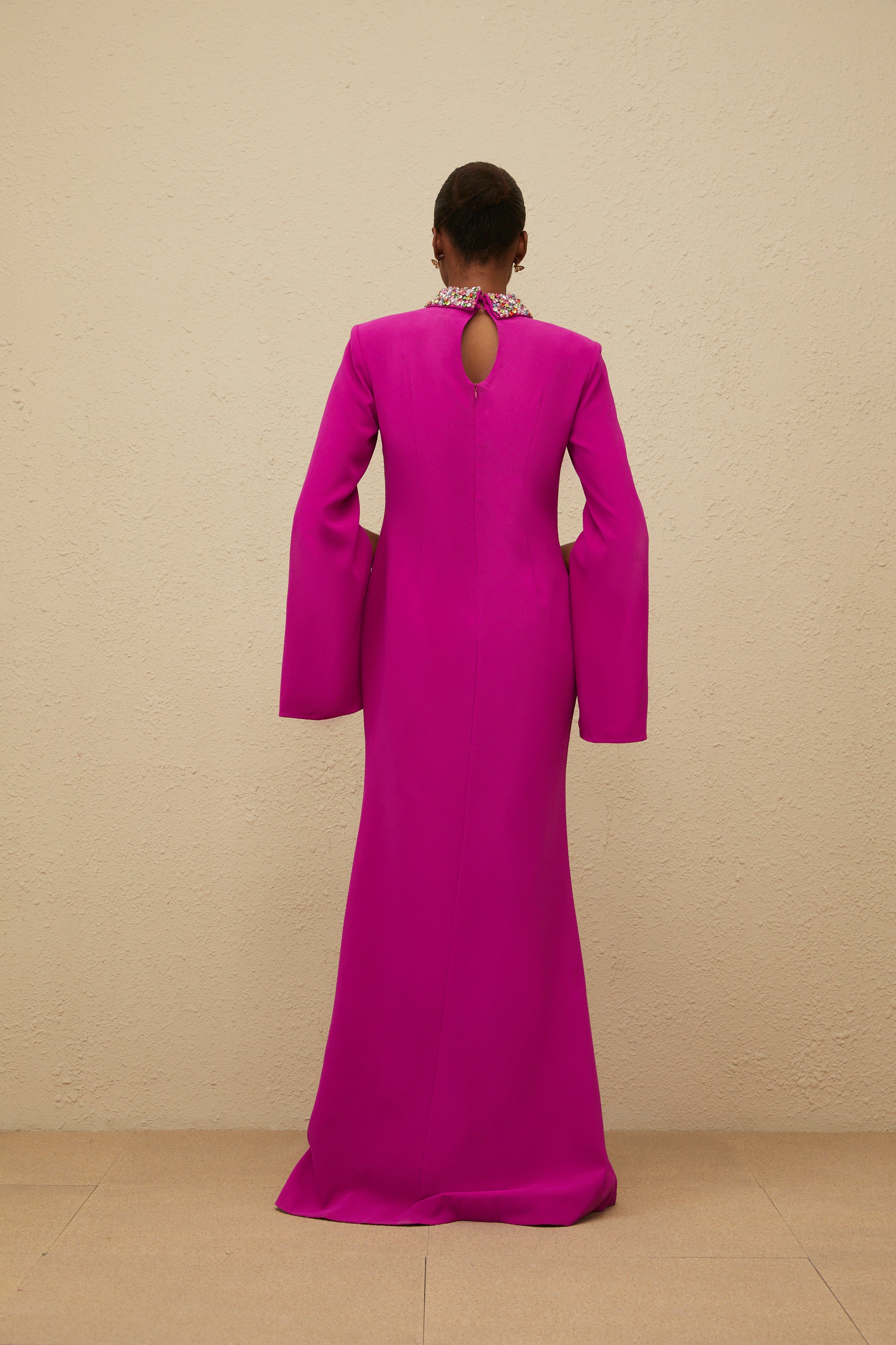 Majestueuse Fuchsia Keyhole-Detail Mermaid Gown