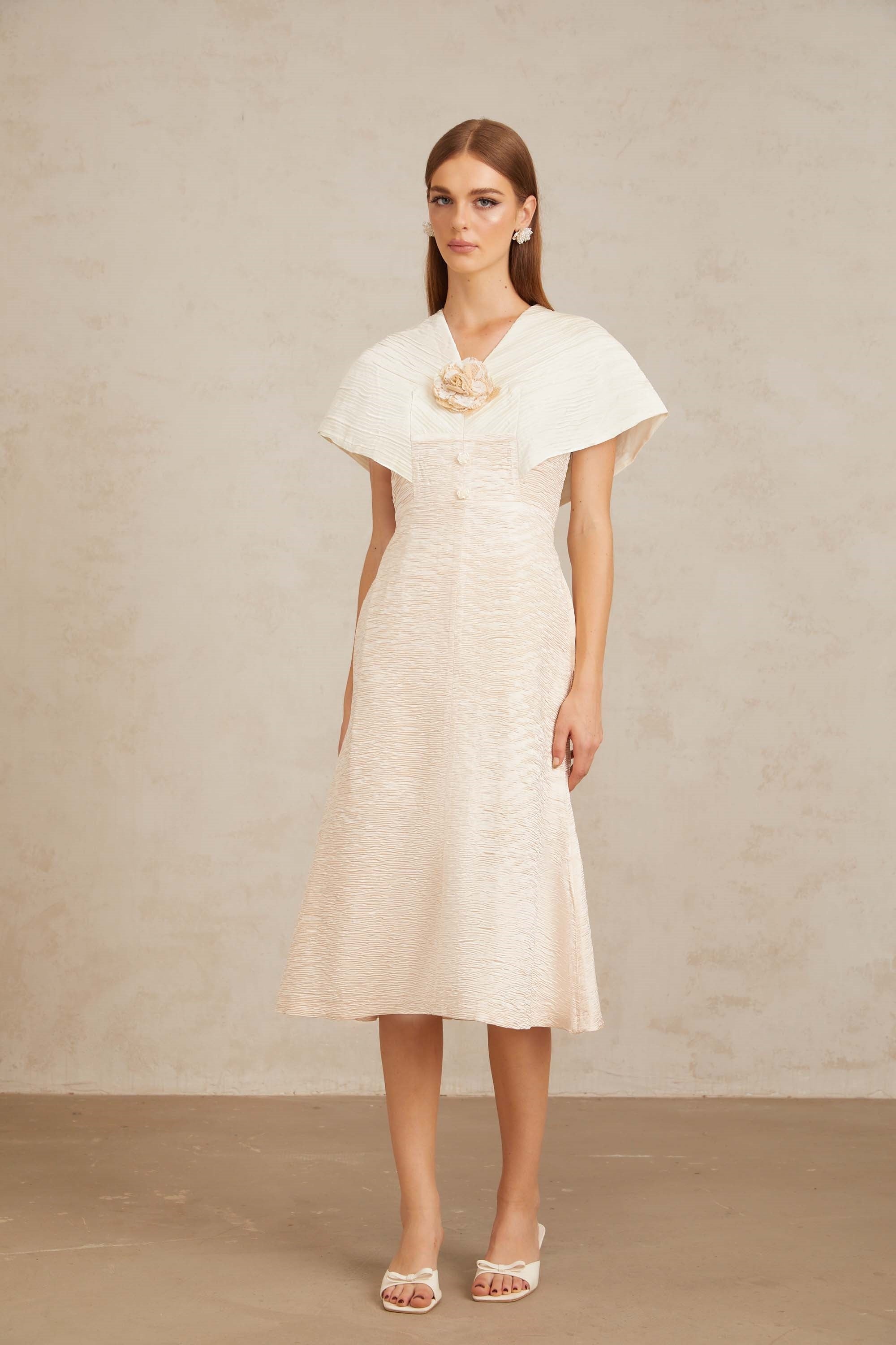 Clémence White Textured Midi Dress with 3D Petal