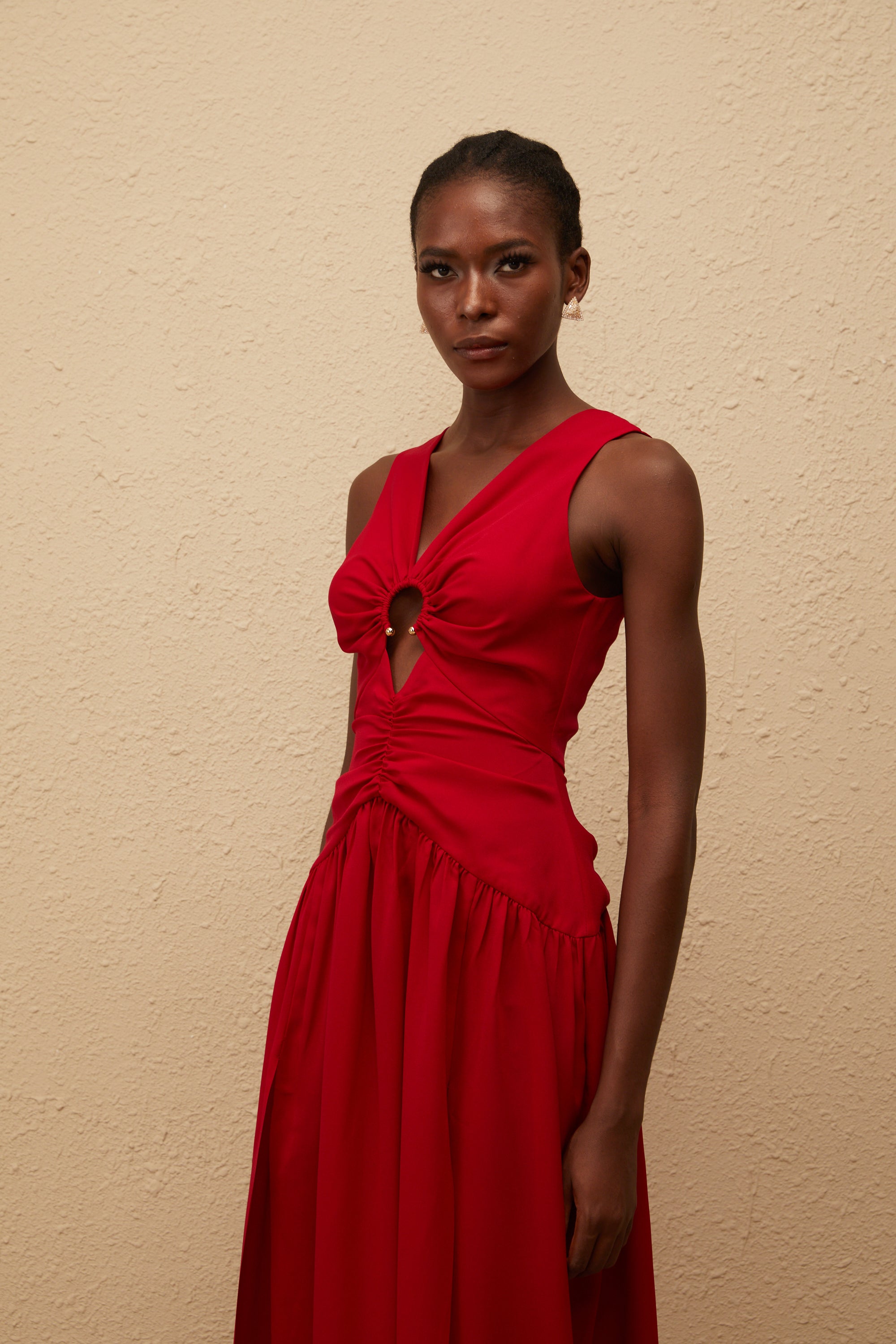 Kleopatra Red Keyhole Detail Ruched Midi Dress