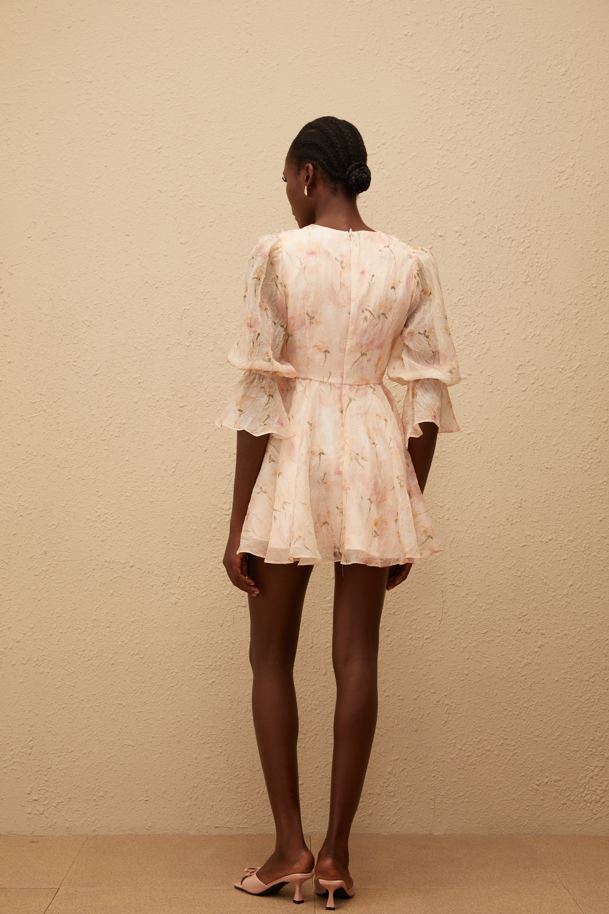 Aliénor Peach Glossy Floral Print Mini Dress