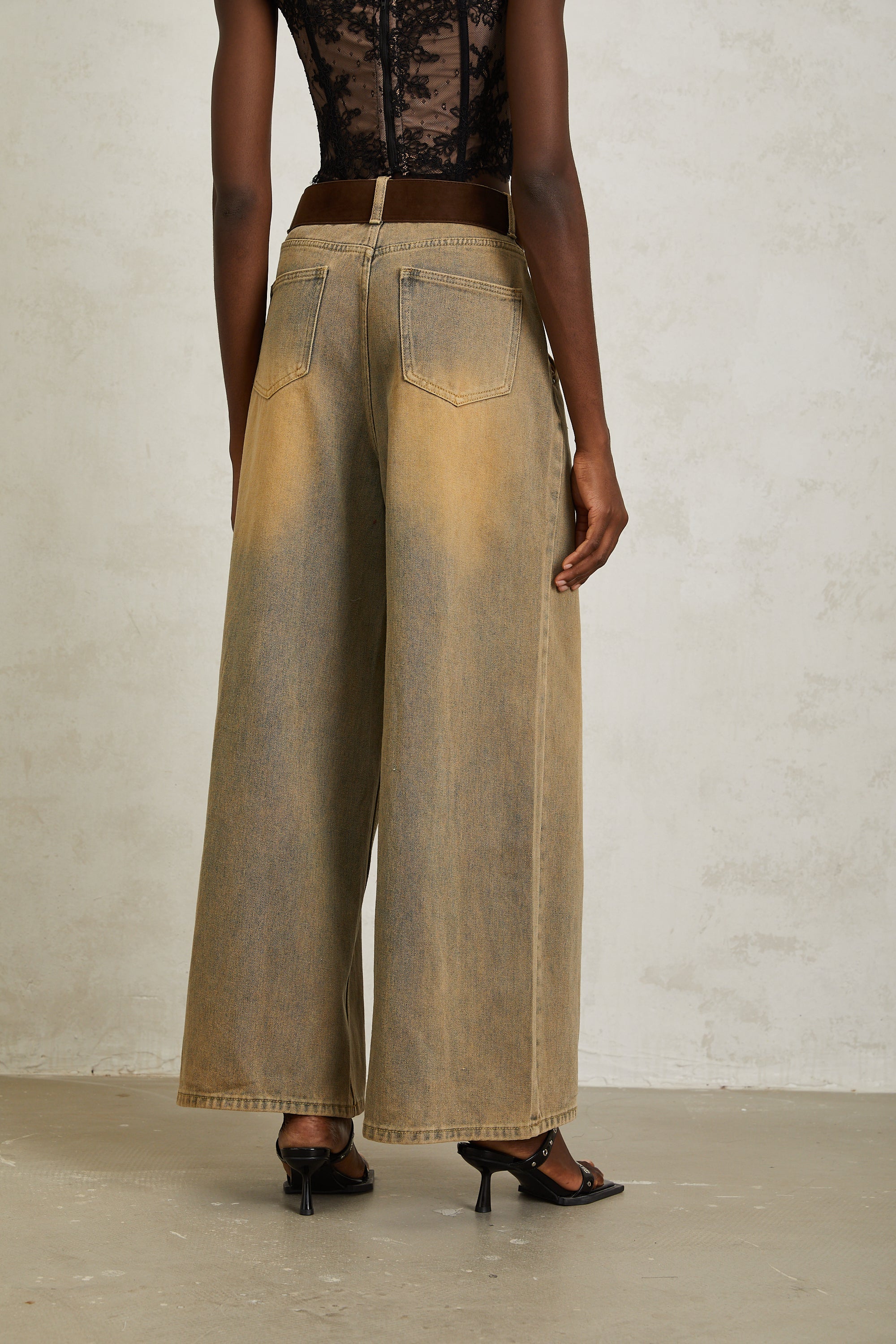 Loanne Light Blue Faded Denim Jeans
