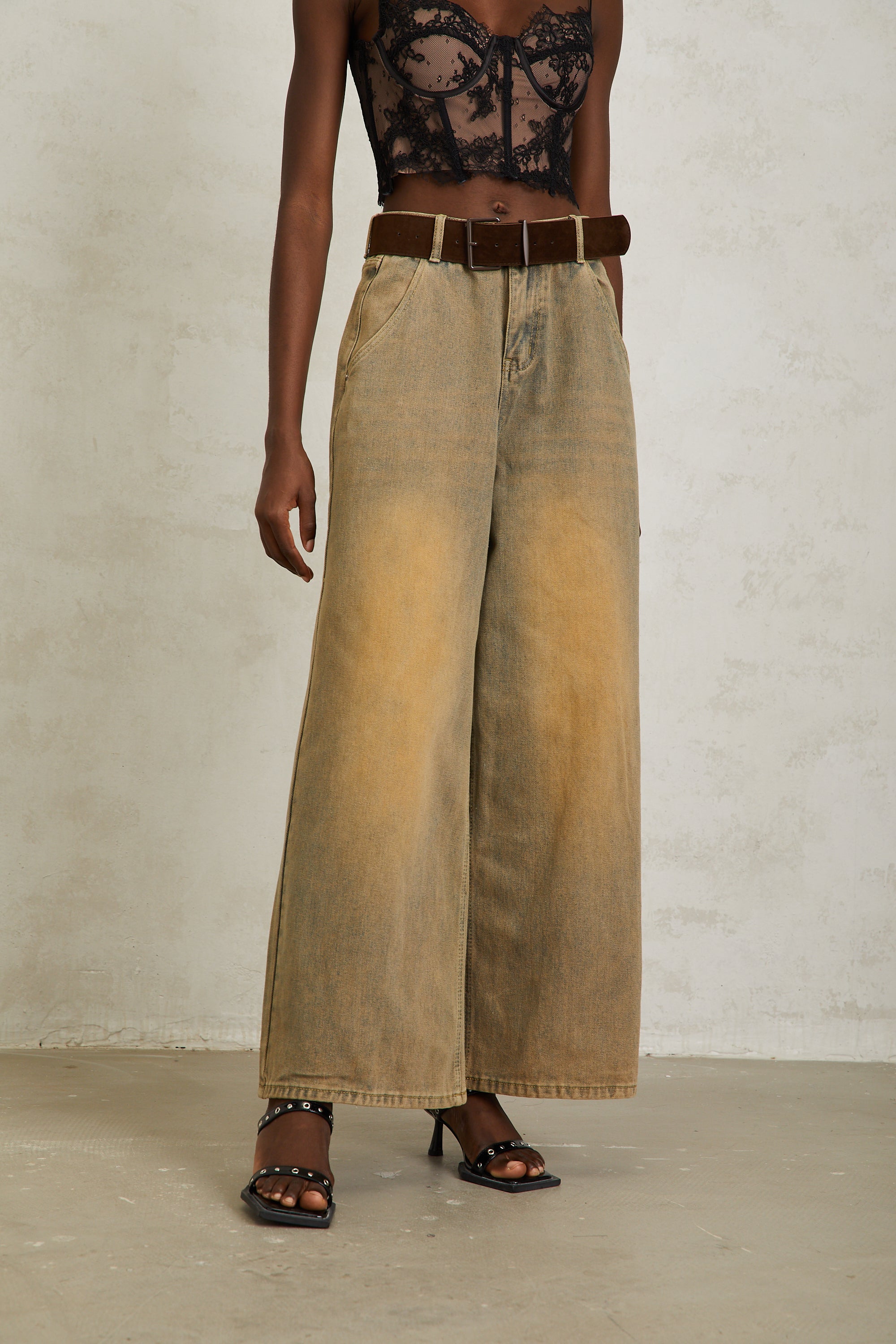 Loanne Light Blue Faded Denim Jeans