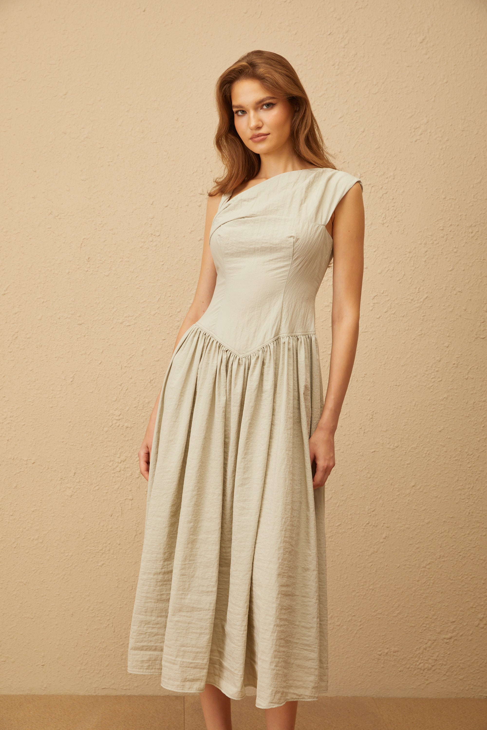 Thorne Bean Green Asymmetrical Midi Dress