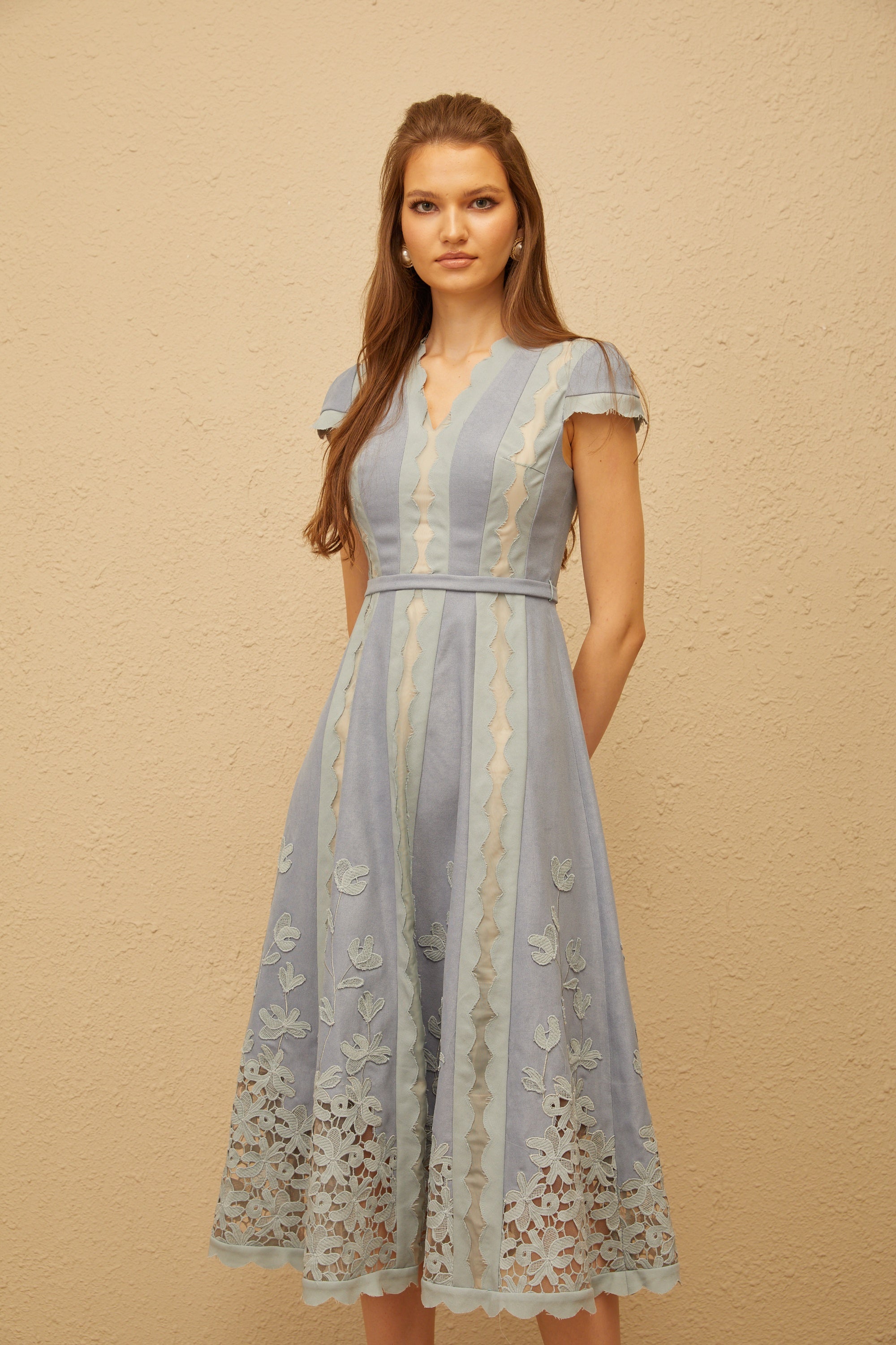 Amália Blue Scalloped Floral Embroidered Midi Dress (Final Sale-US Only)